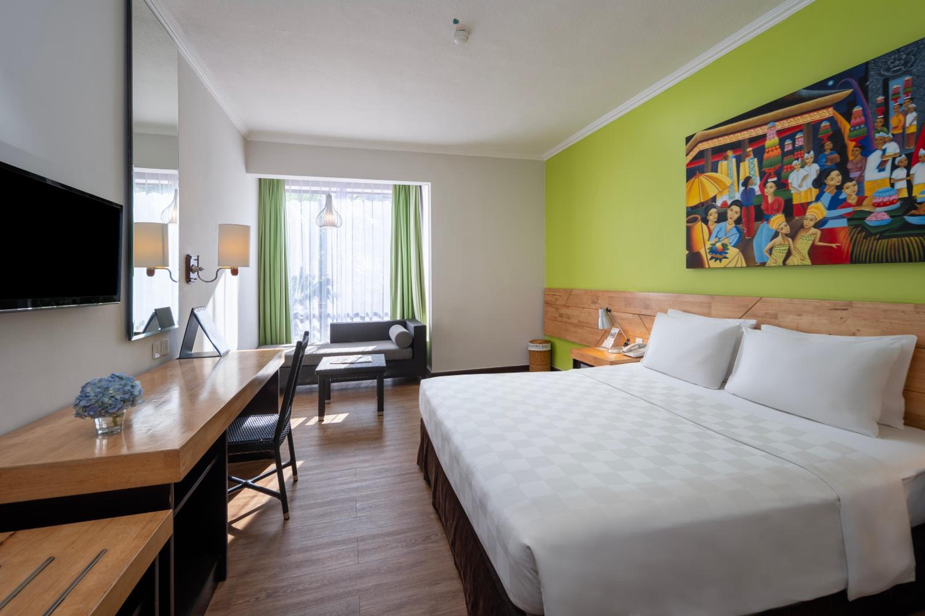 Double or Twin Room with Pool View - Photo 2