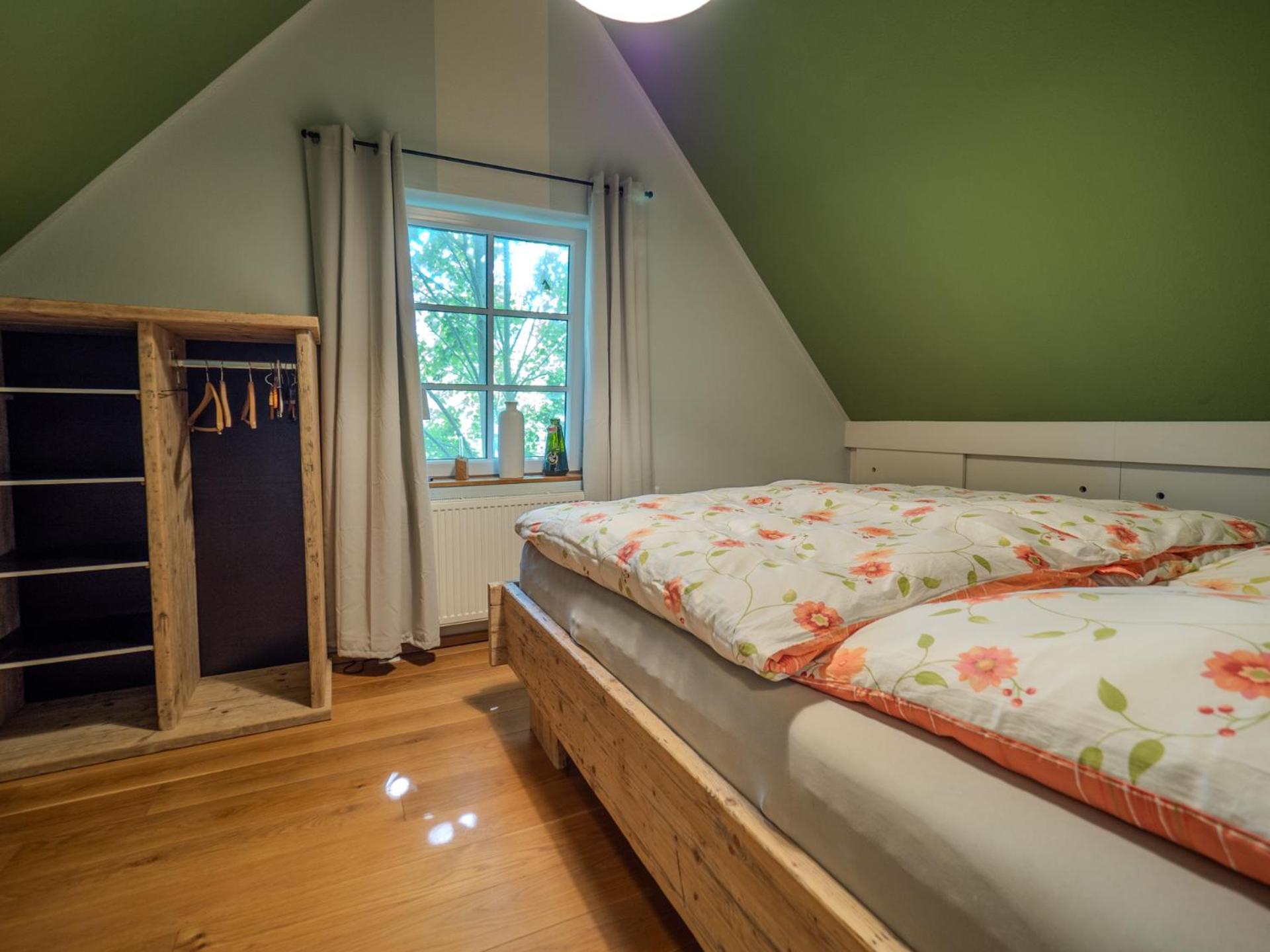 Three-Bedroom House photo 1