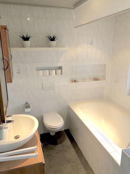Three-Bedroom House photo 2