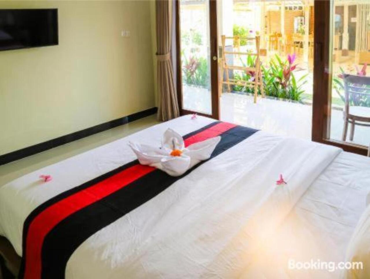 Deluxe Double Room - Photo 93