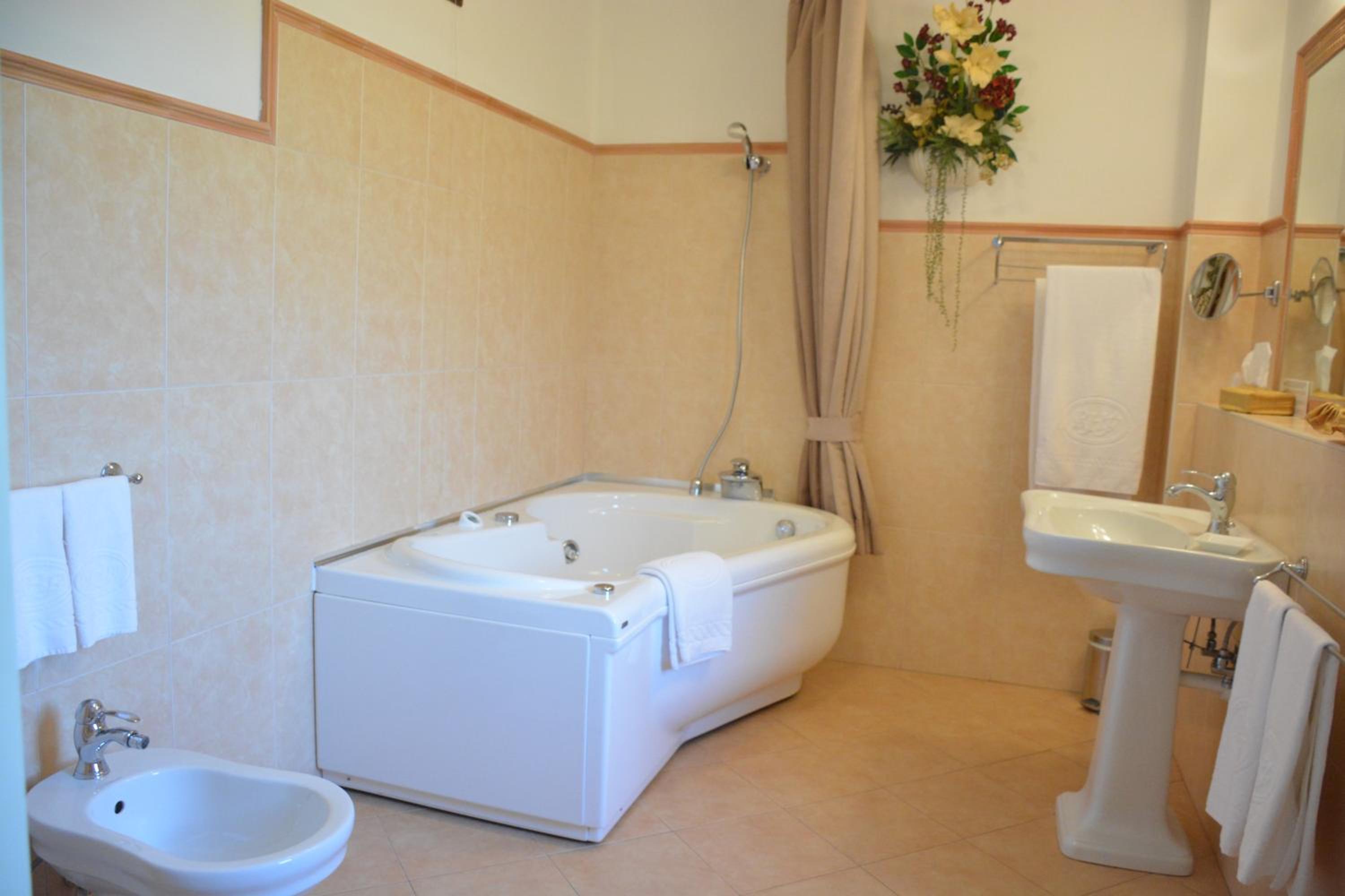 Junior Suite - Photo 6