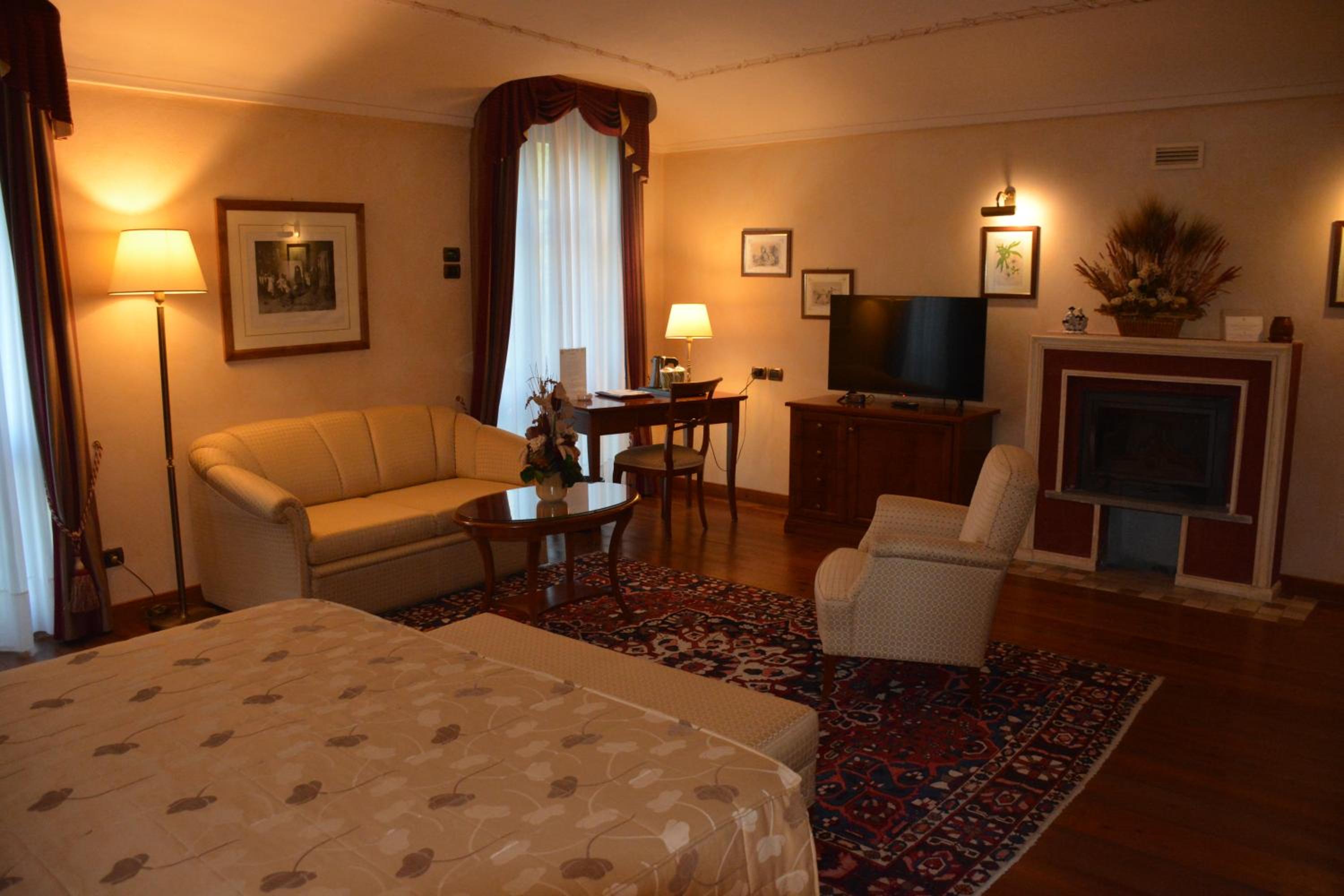 Junior Suite - Photo 1