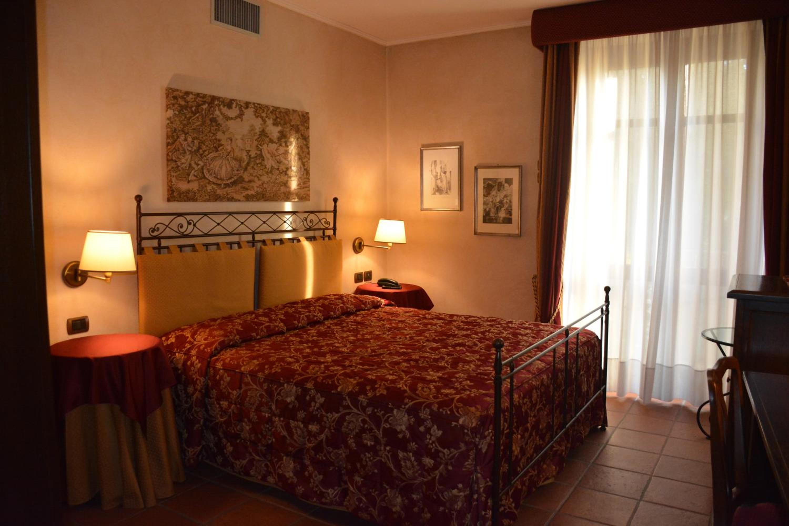 Classic Double Room - Photo 3