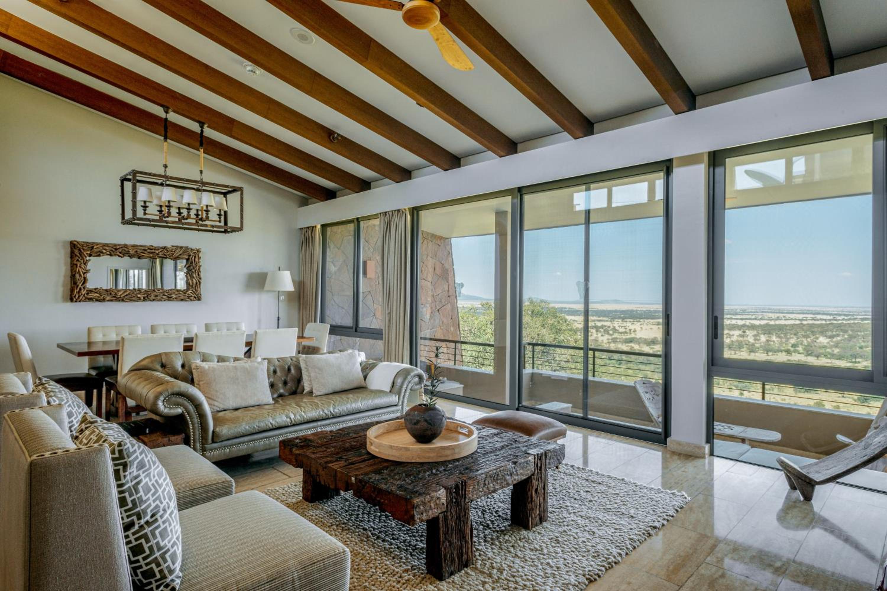 1-BEDROOM SUITE SAVANNAH PANORAMIC
