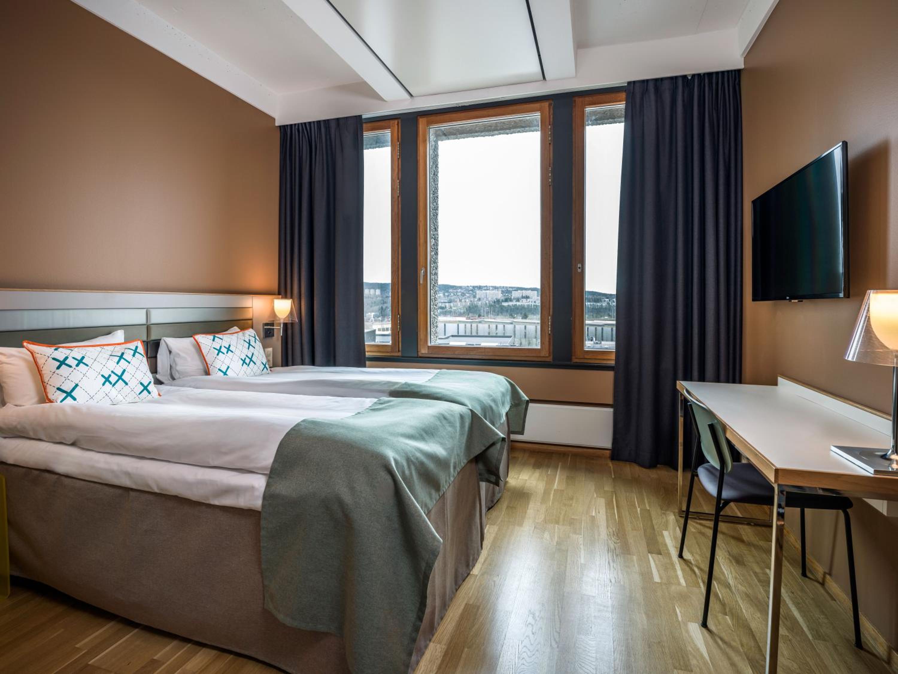Standard Twin Room - Photo 1