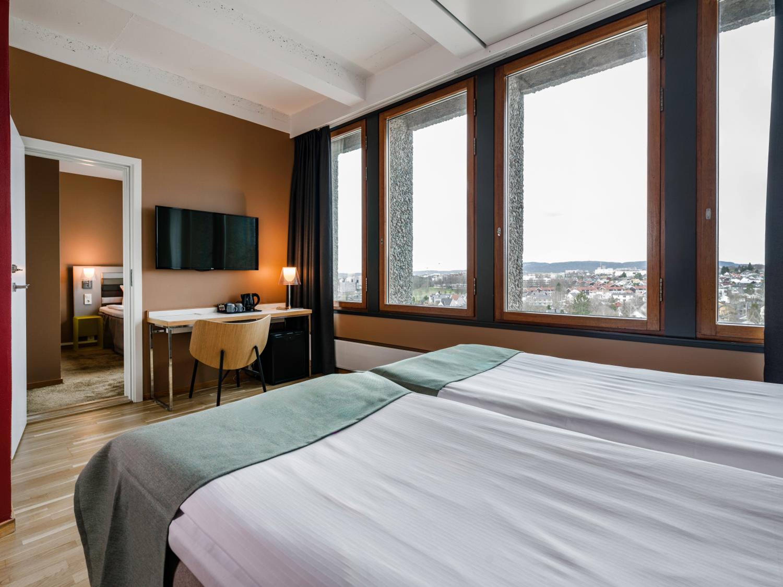 Standard Twin Room - Photo 5