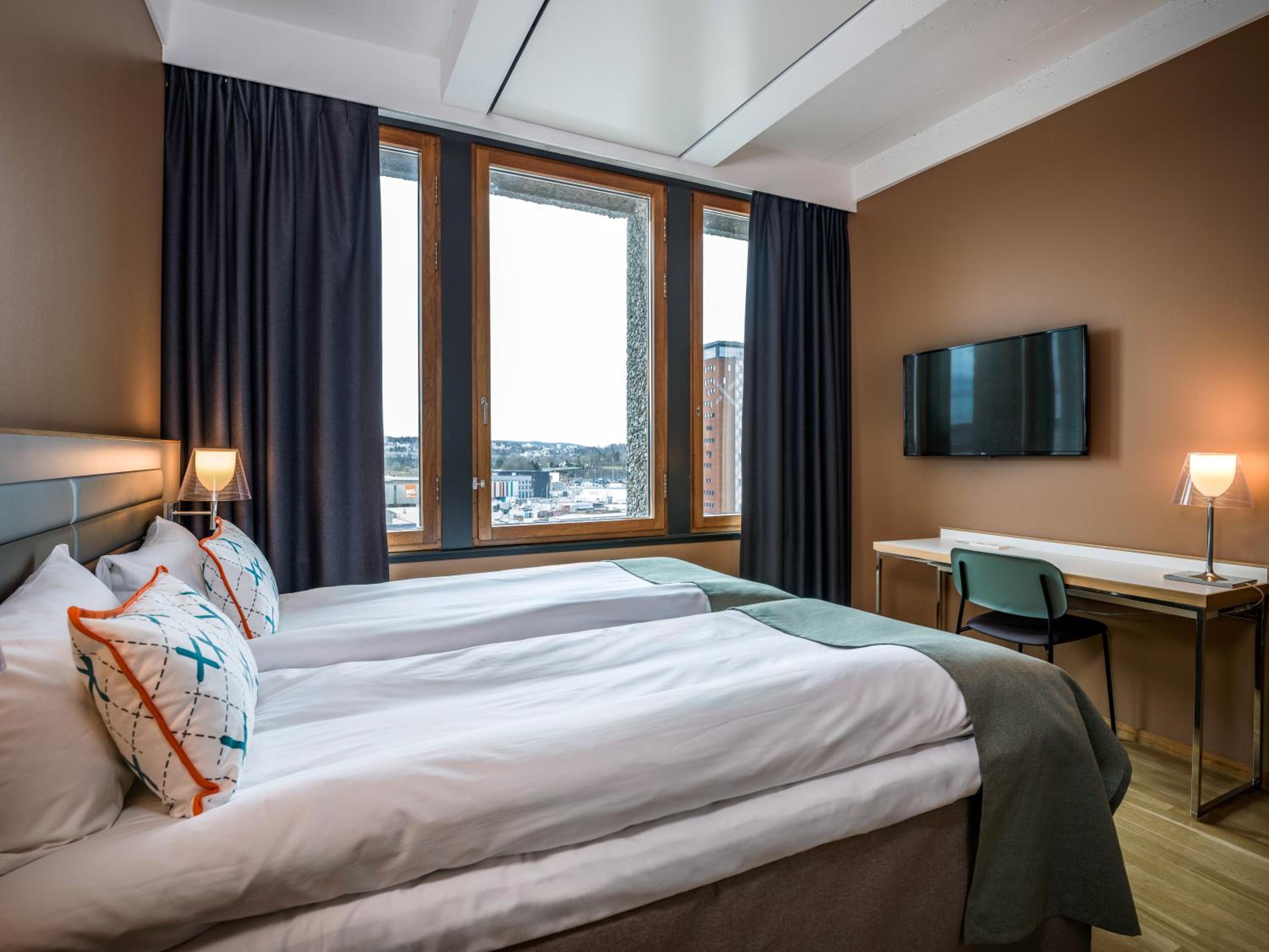 Standard Twin Room - Photo 2