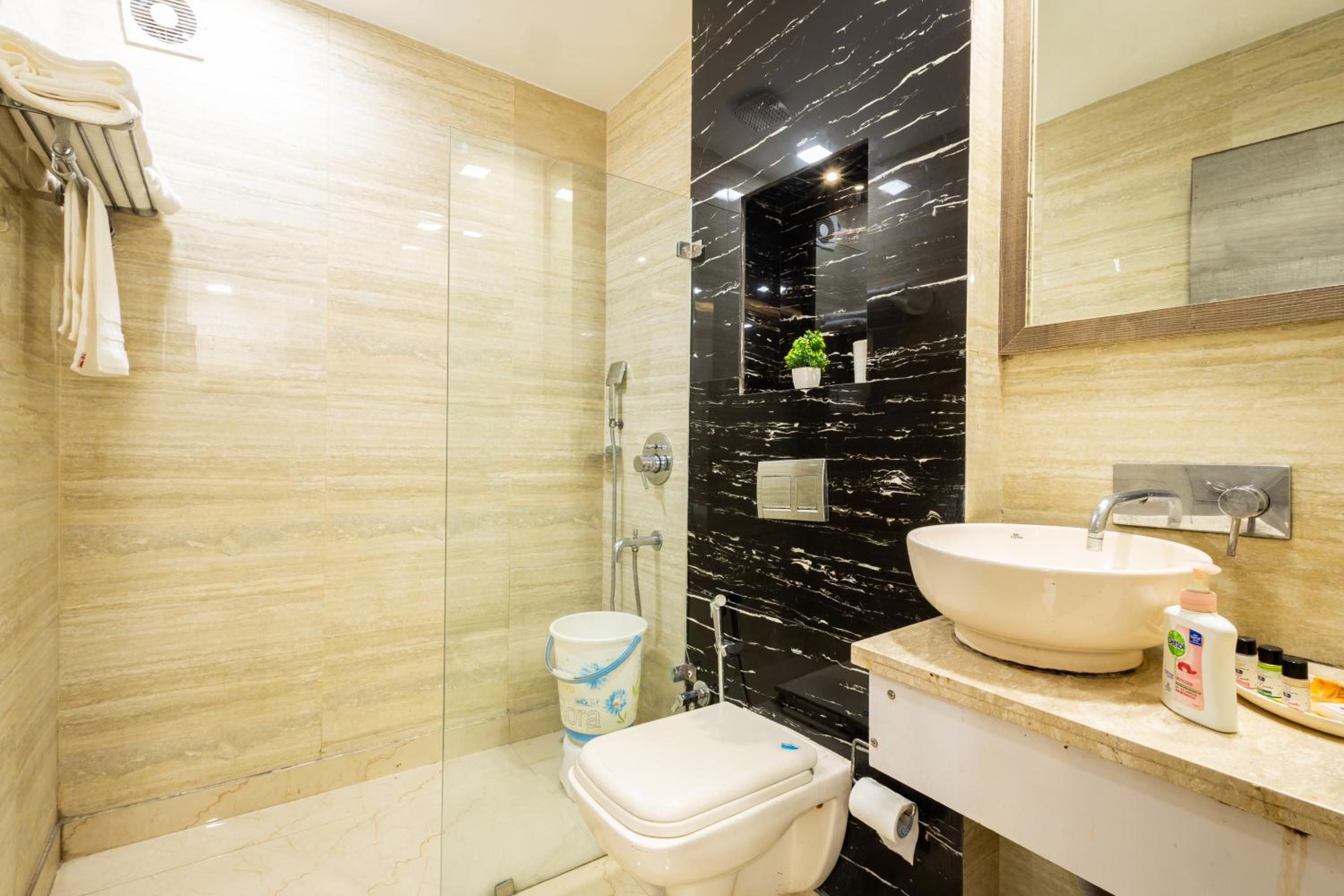 King Suite photo 3