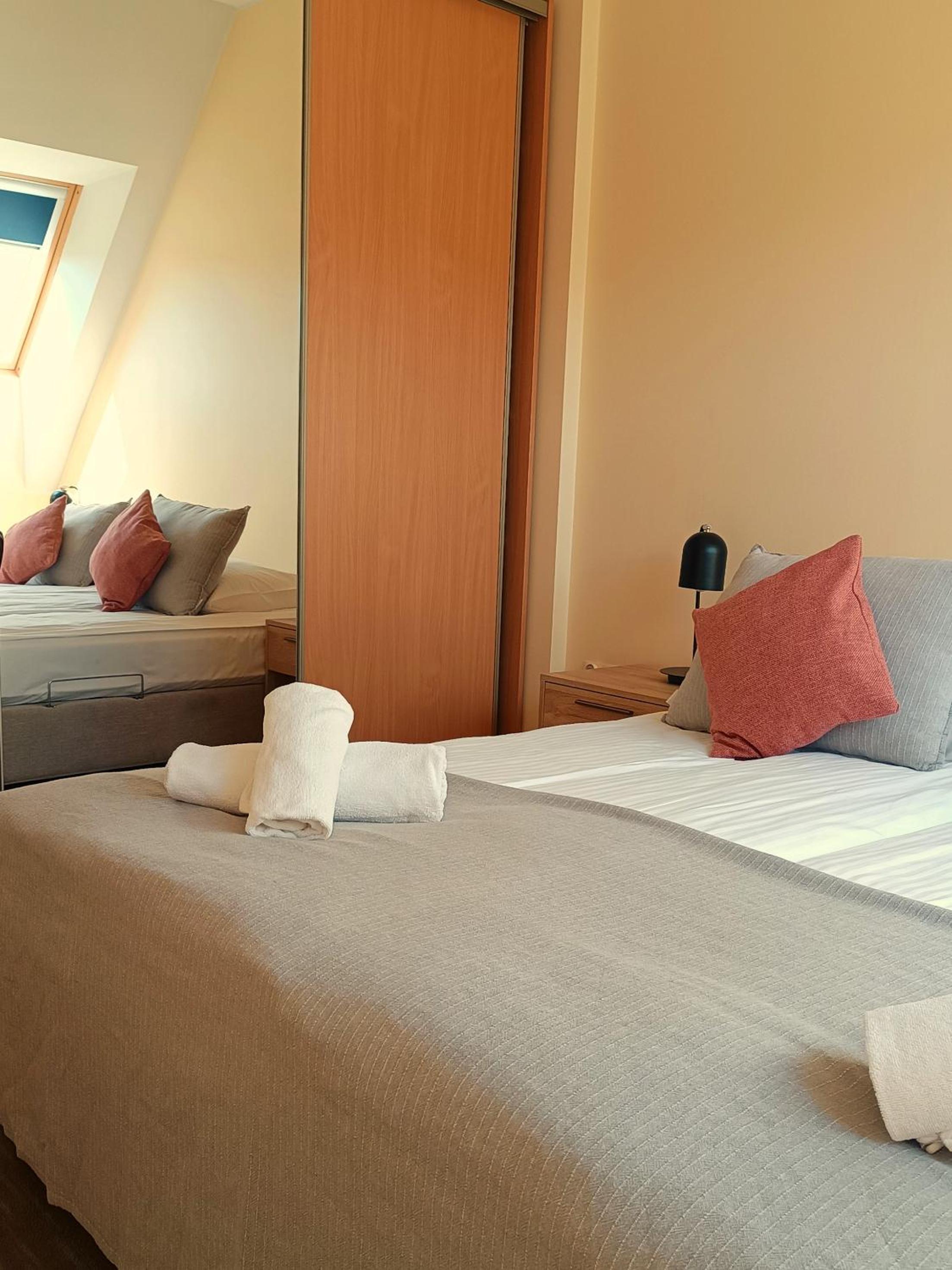 Double or Twin Room - Photo 2