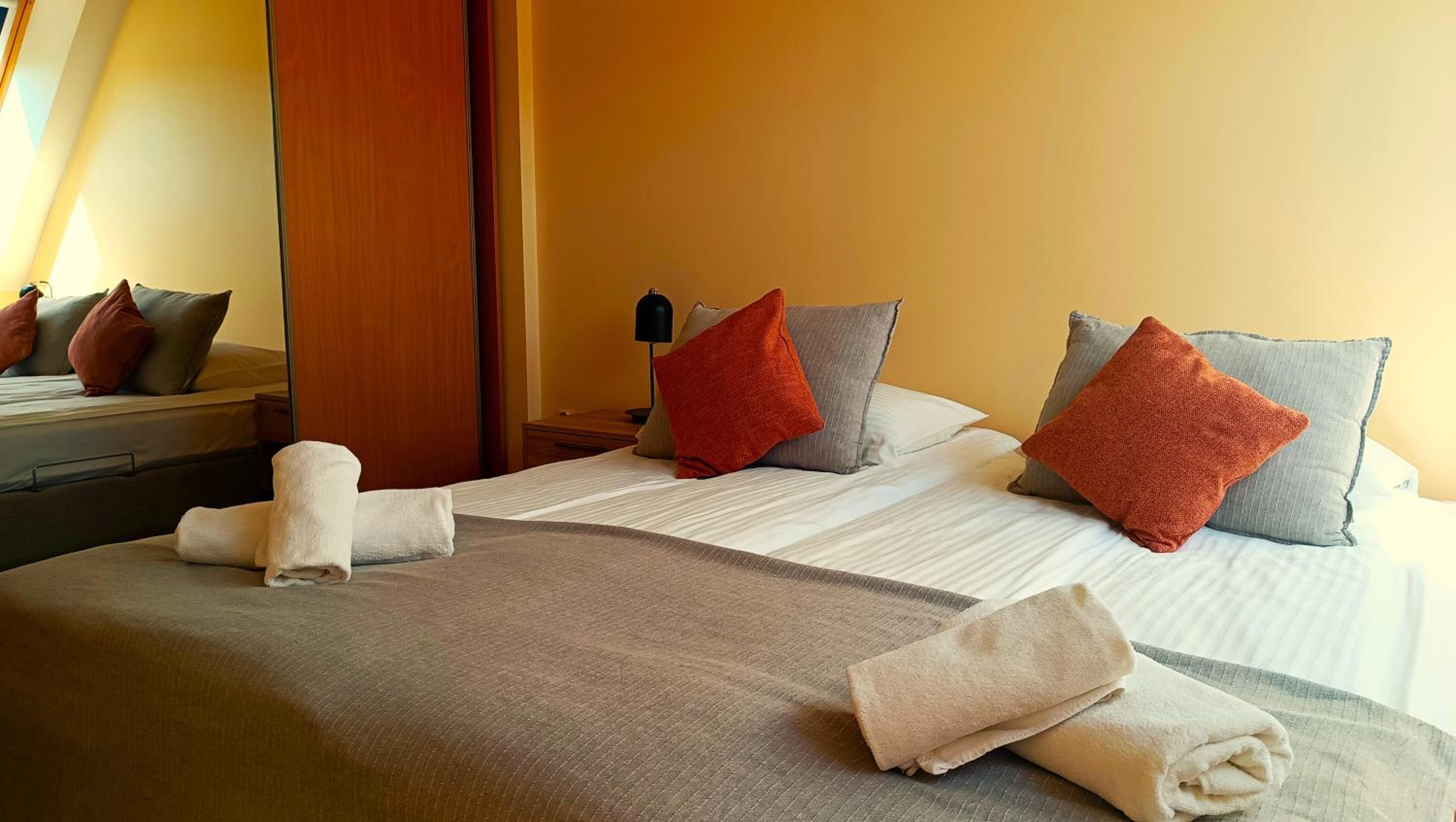 Double or Twin Room - Photo 3