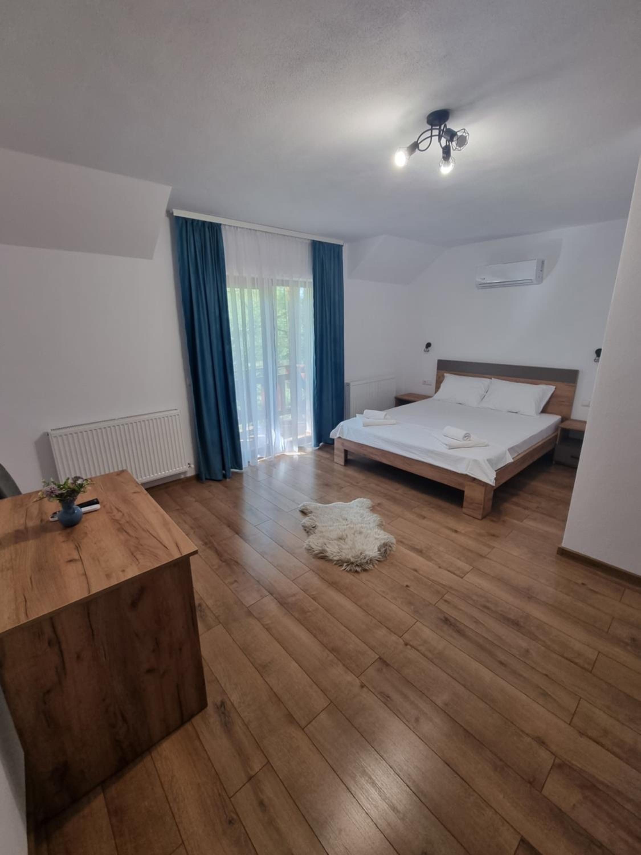 King Room with Balcony photo 1