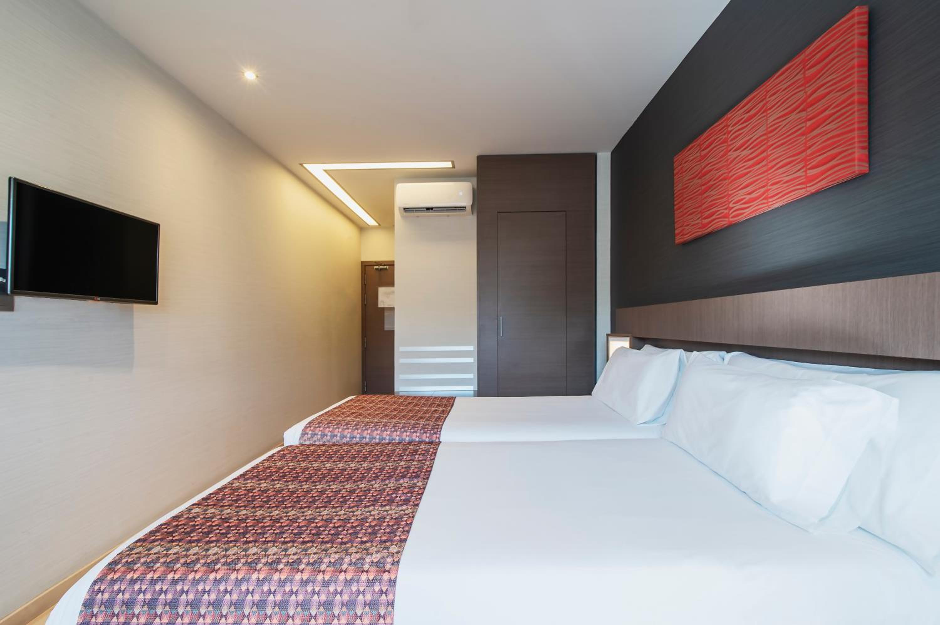 Double or Twin Room photo 2