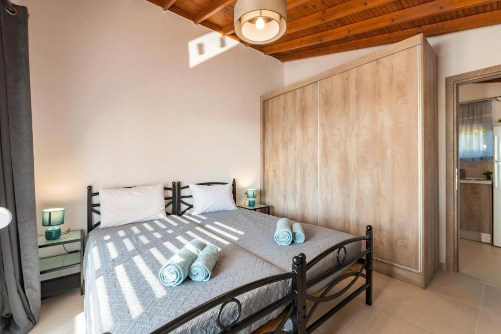 Two-Bedroom House photo 1