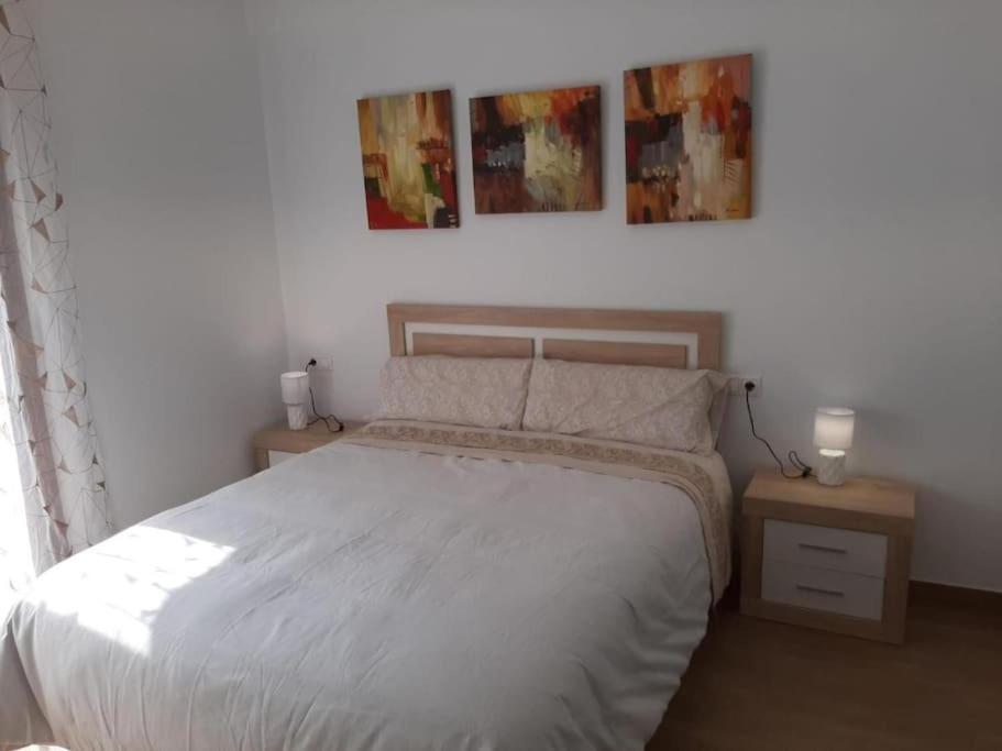 Three-Bedroom House - Photo 8