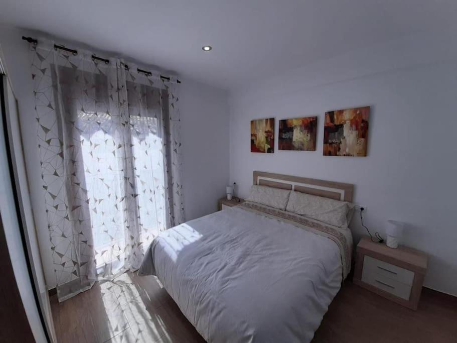 Three-Bedroom House - Photo 4