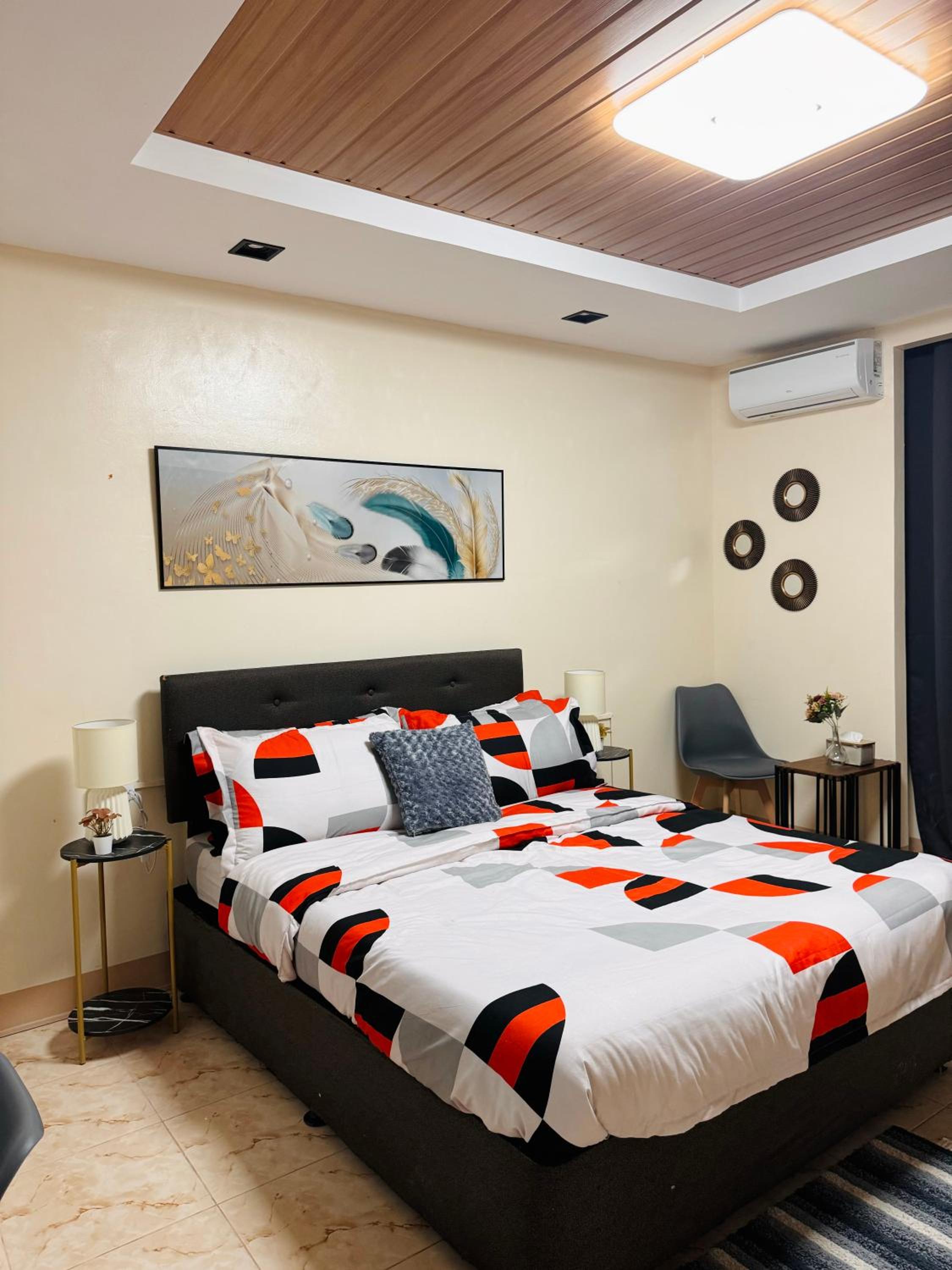 Three-Bedroom House photo 1