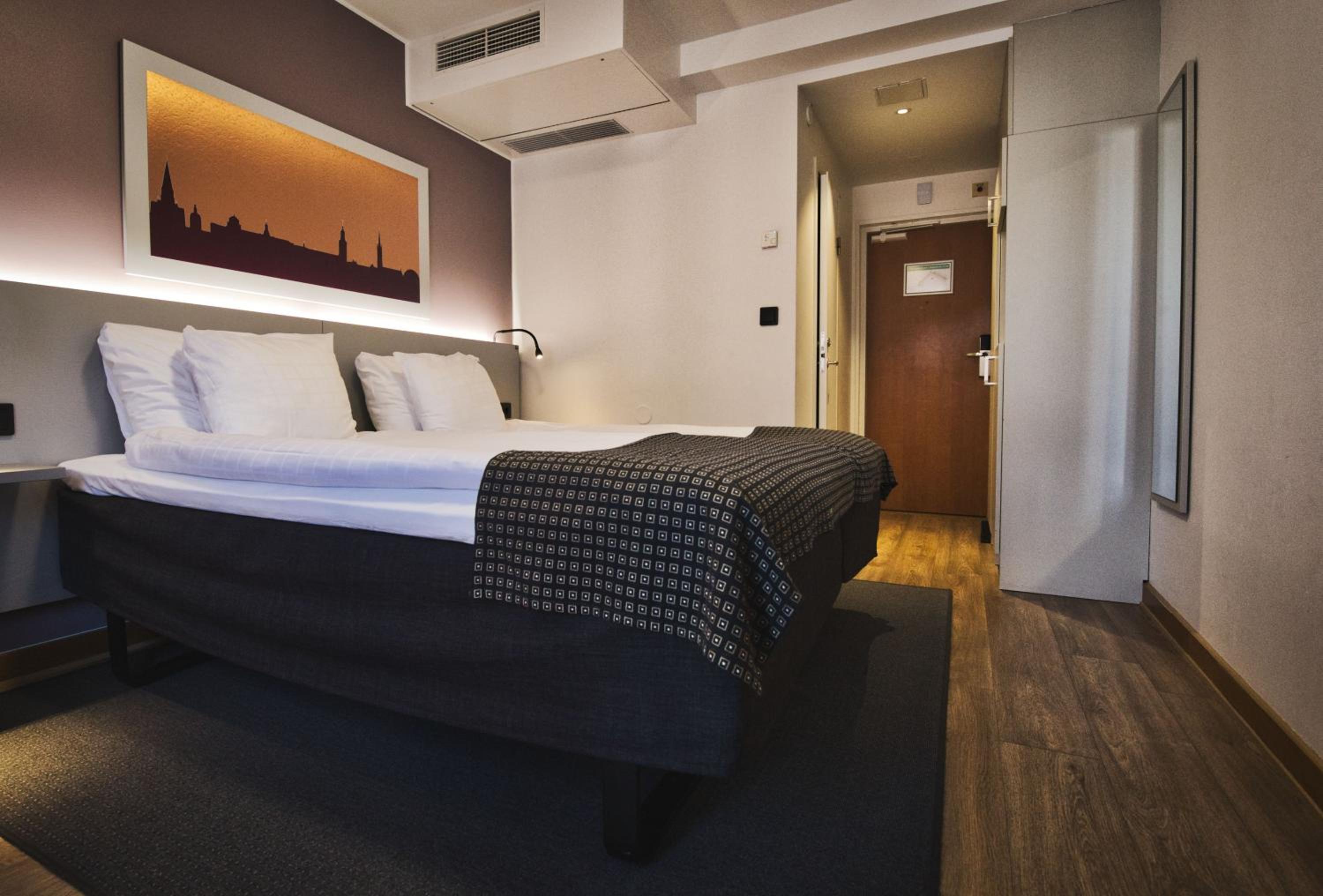 Double Room - Photo 4