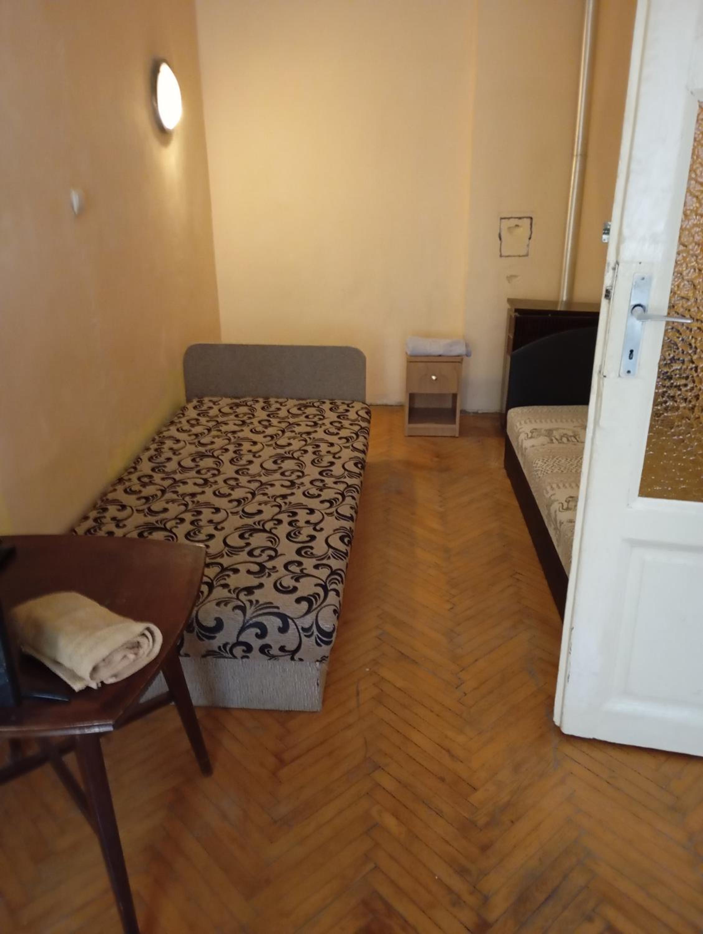 Budget Double or Twin Room - Photo 2