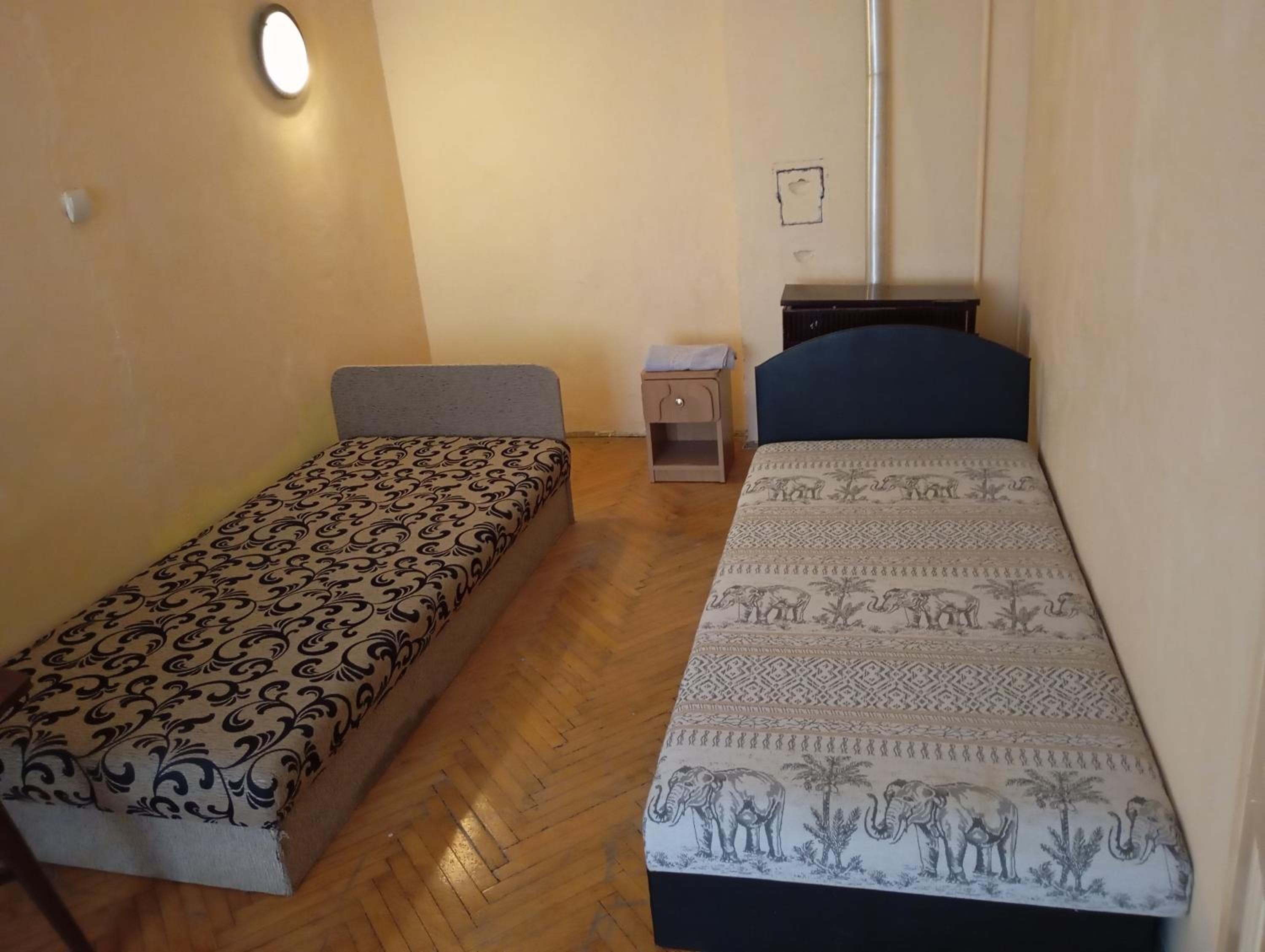 Budget Double or Twin Room - Photo 4