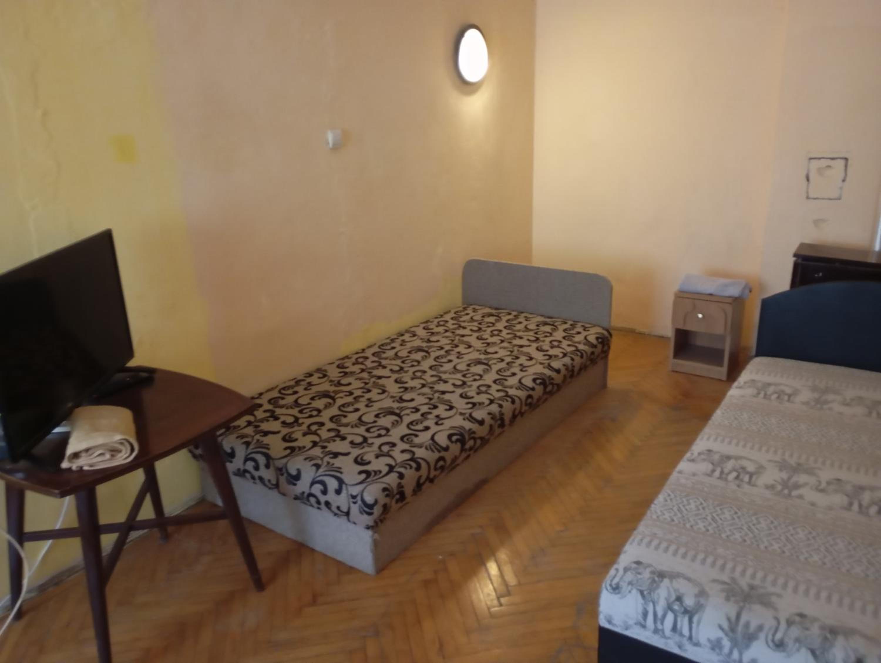 Budget Double or Twin Room - Photo 5