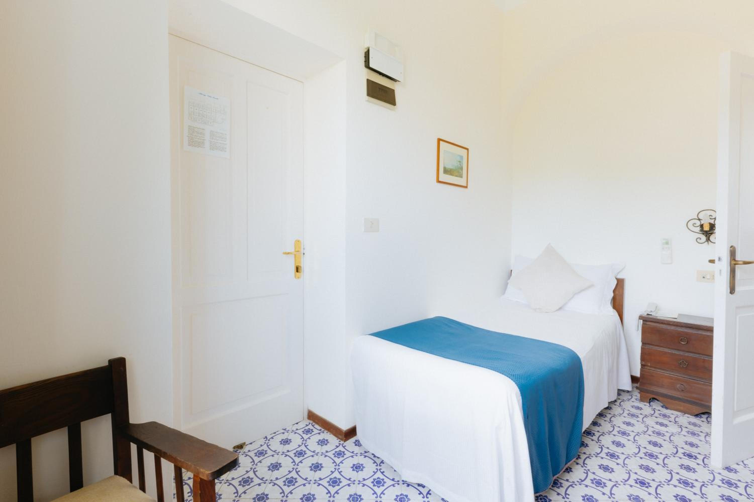 Single Room with Garden View