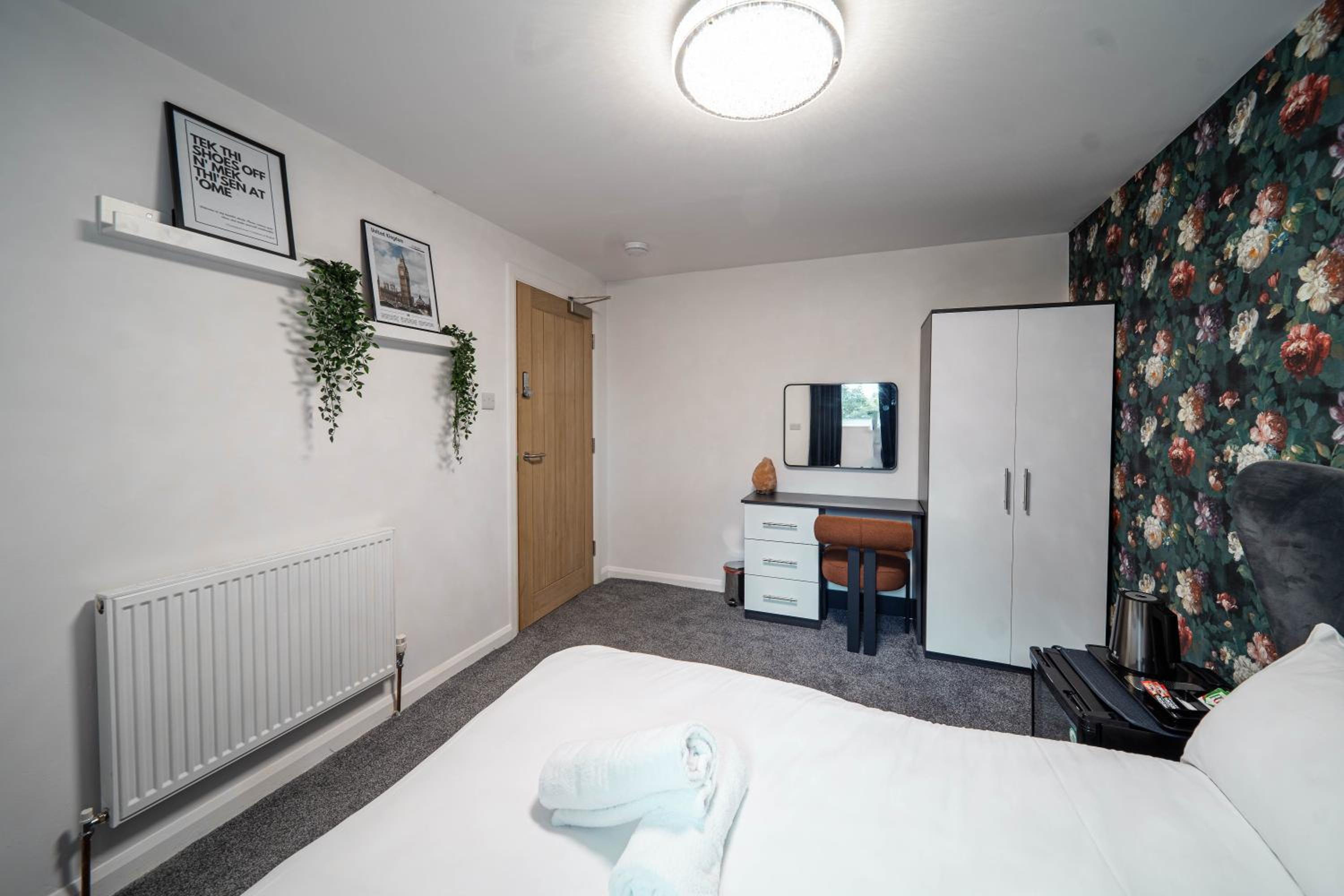 Deluxe Double Room - Photo 10