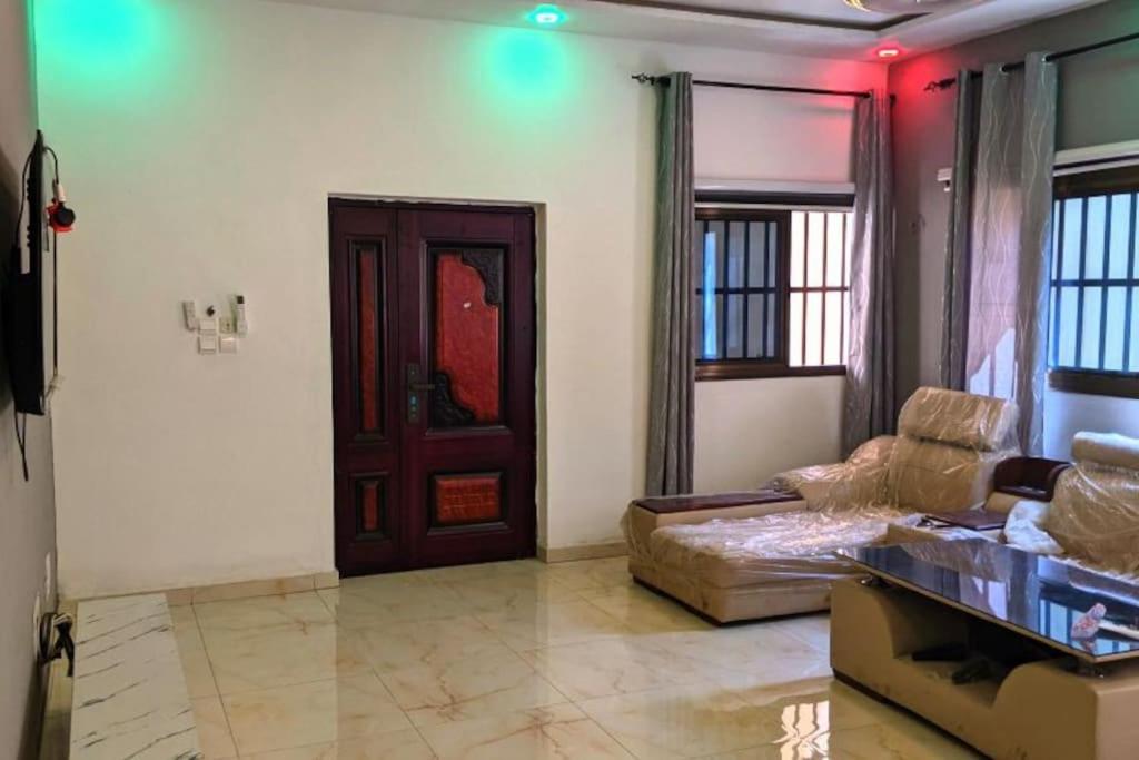 Three-Bedroom Apartment photo 1