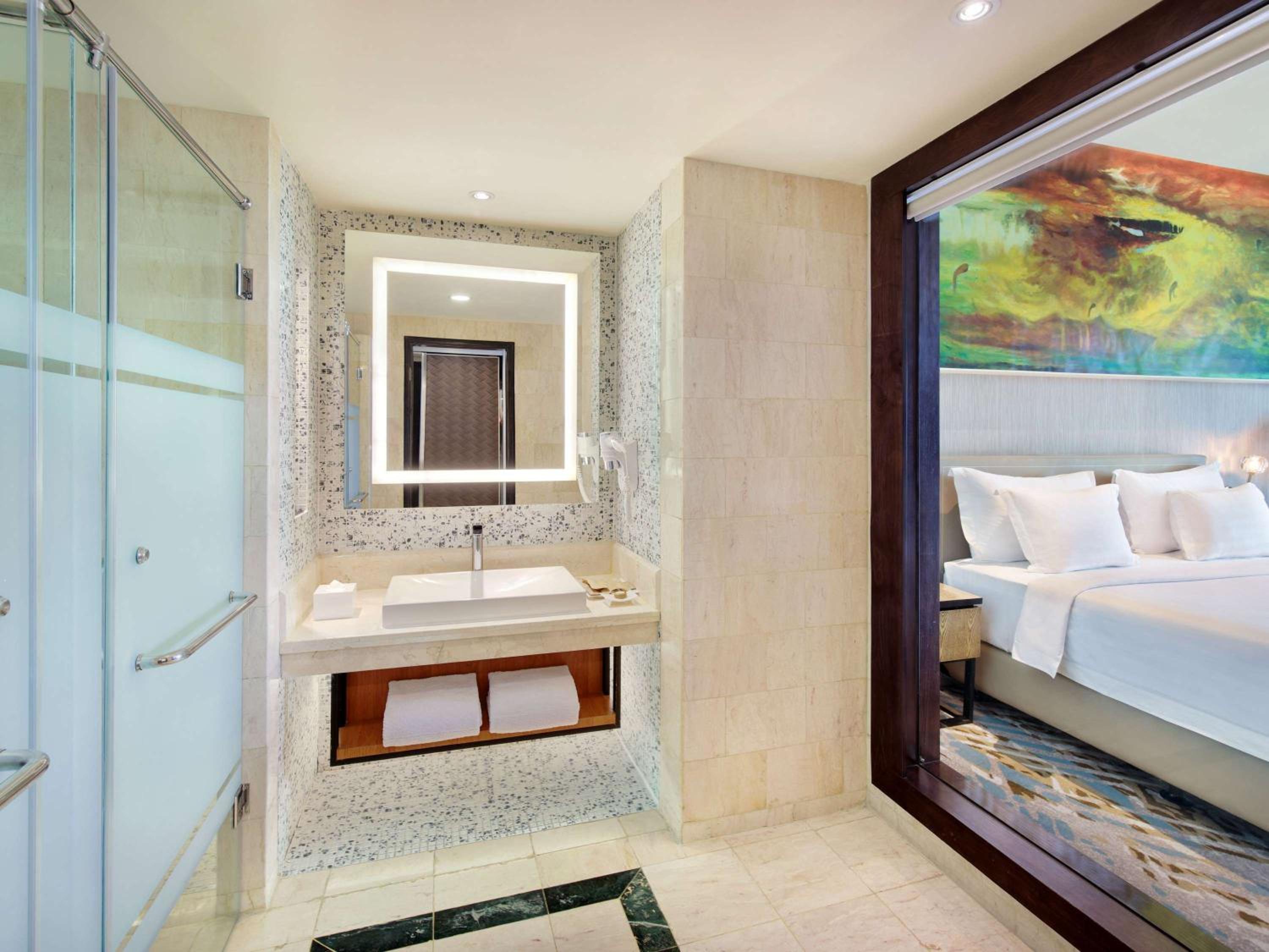 Executive King Room - Photo 3