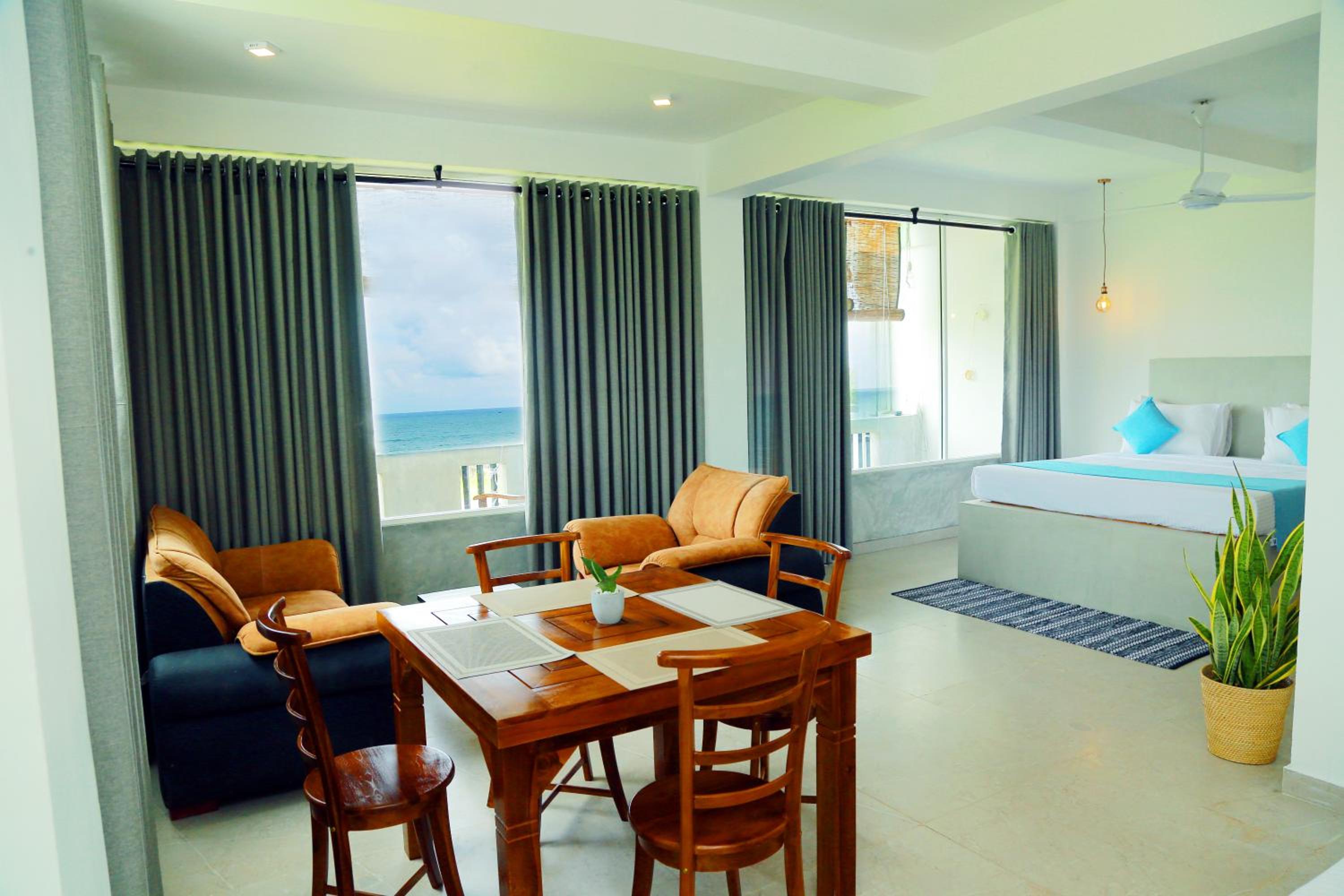 Deluxe Family Suite photo 2