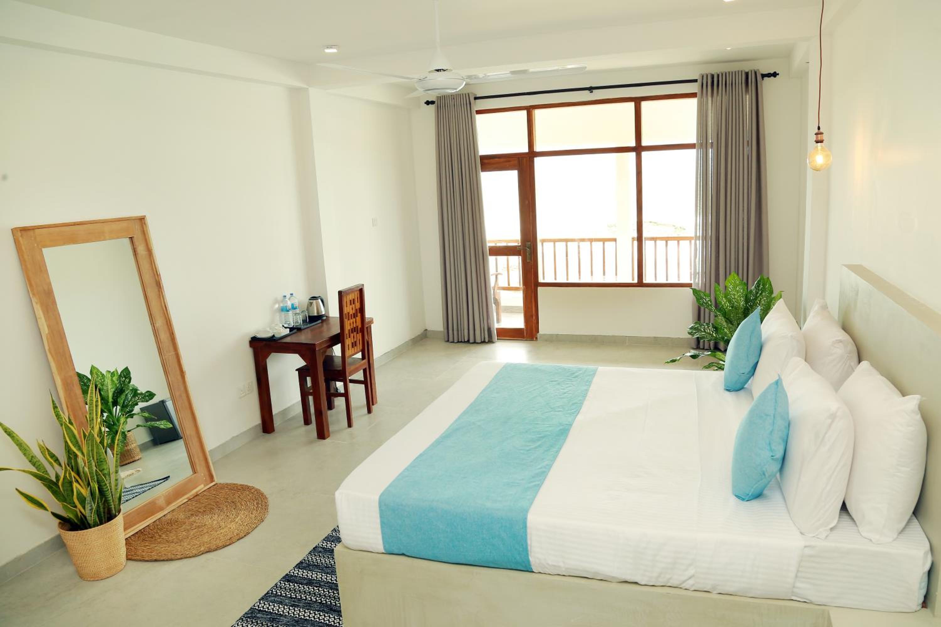 Queen Room with Sea View photo 1