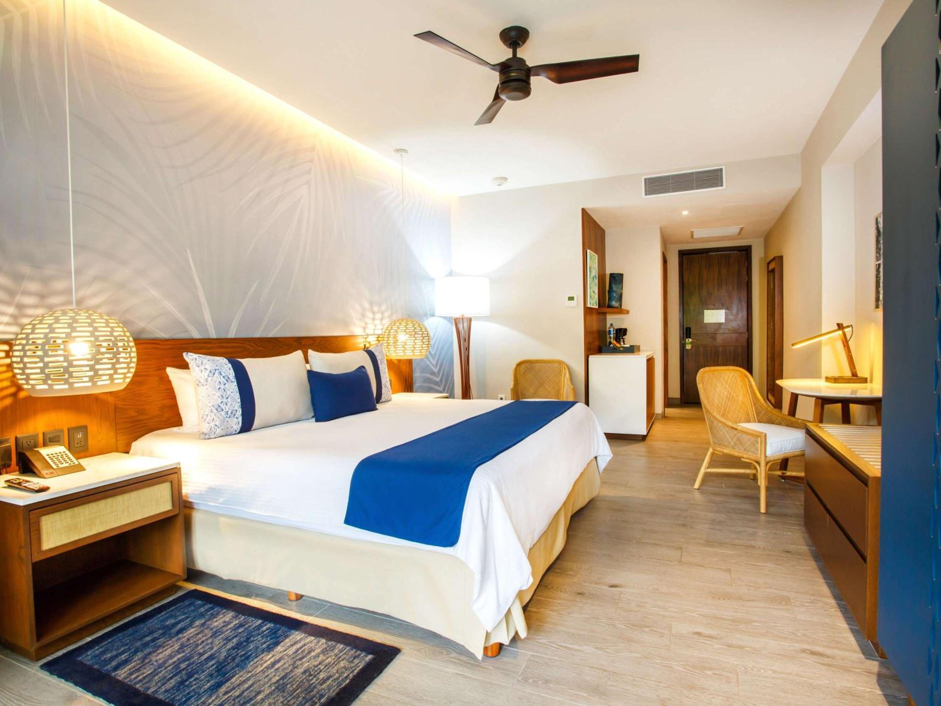Adults Only Lush King Room with Garden View