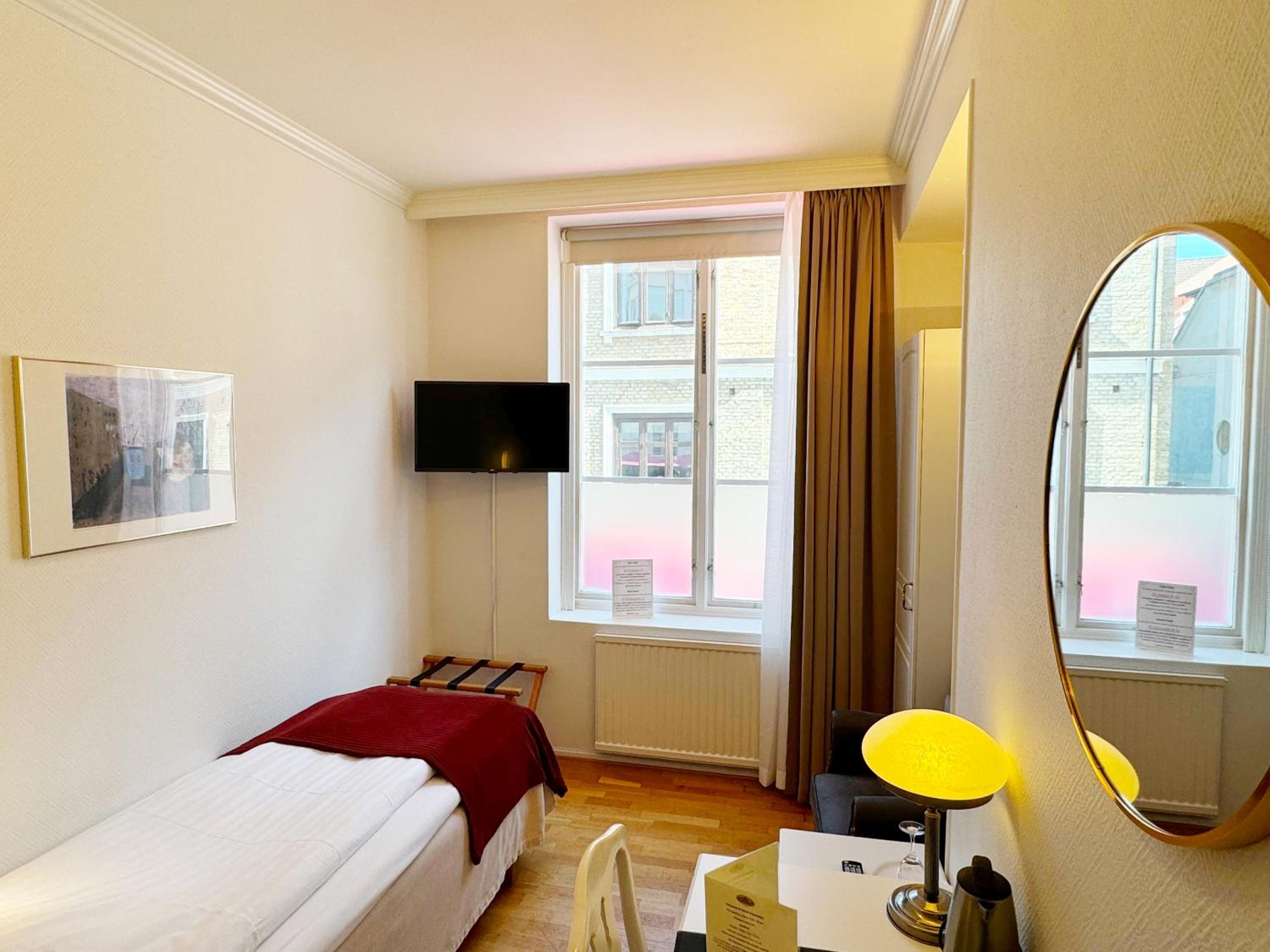 Superior Single Room