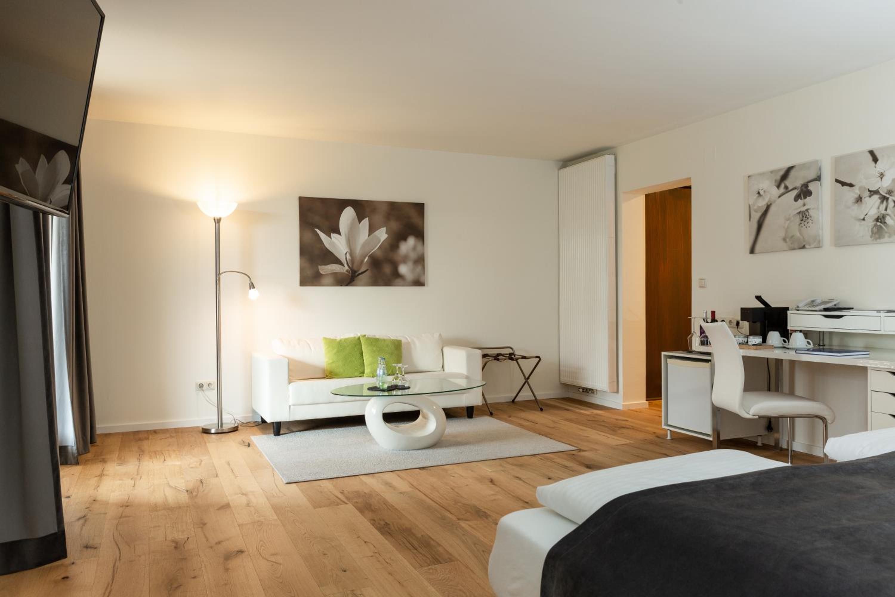 Park Suite photo 1