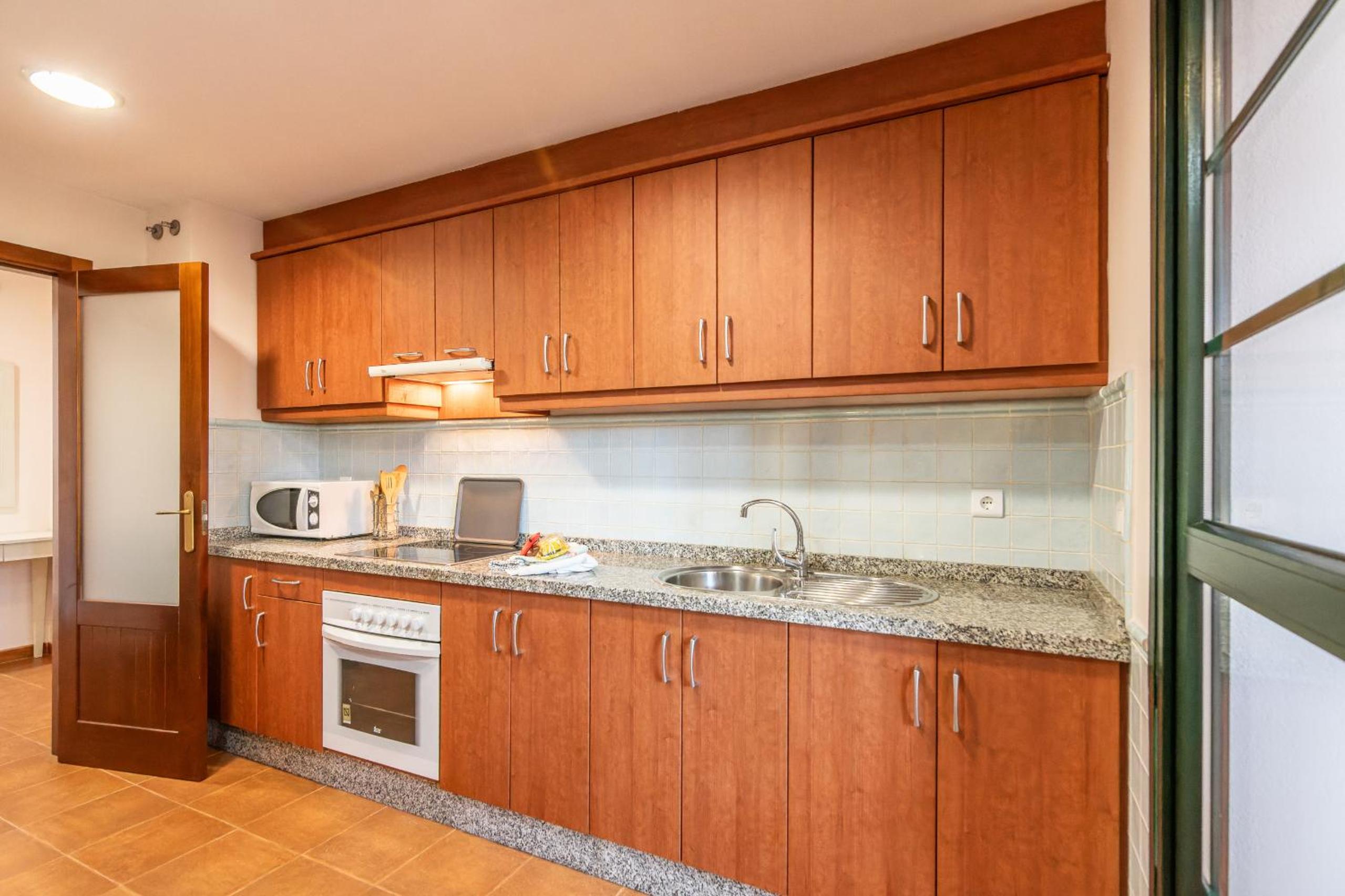 Two-Bedroom Apartment with Terrace photo 3