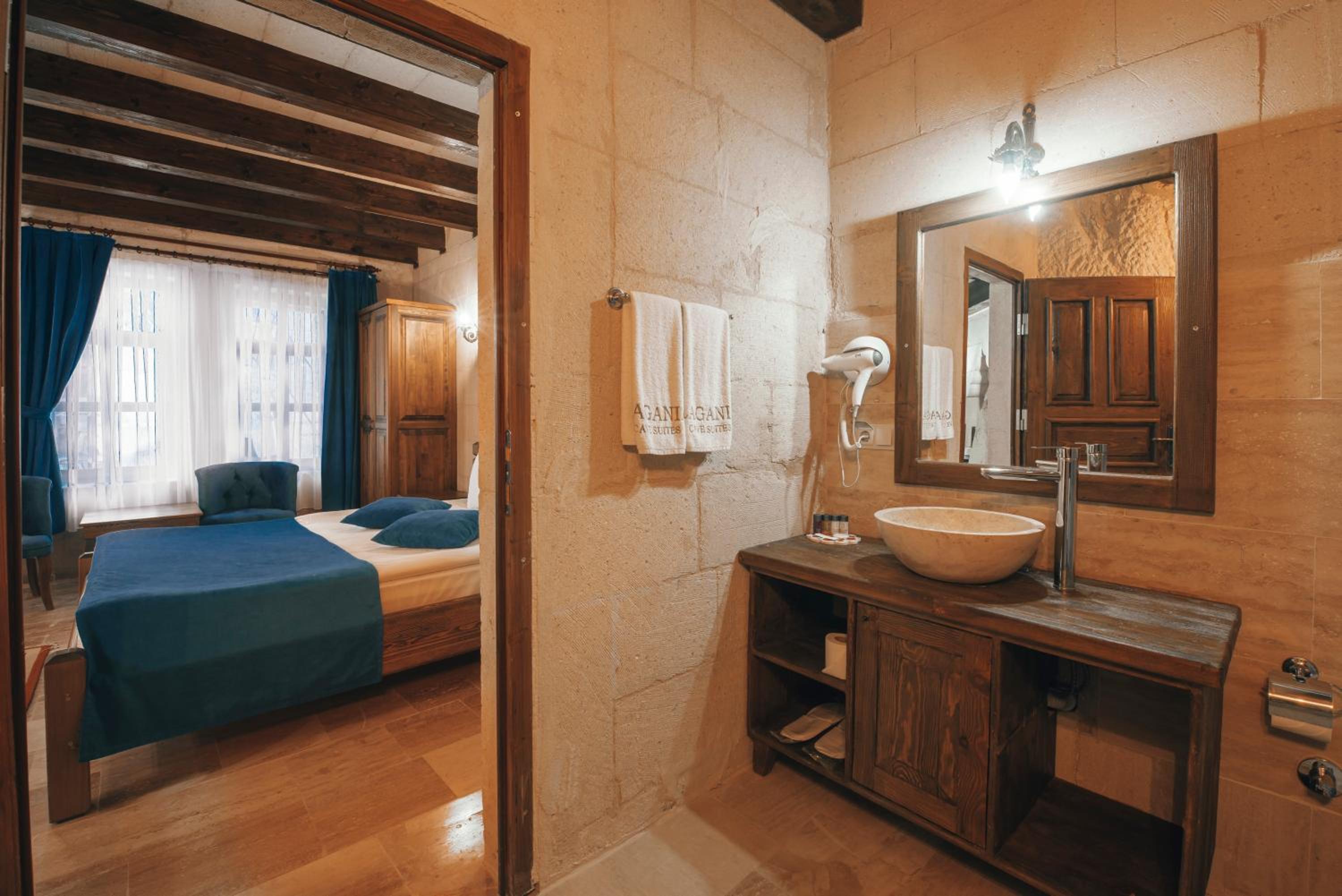 Double or Twin Room photo 2