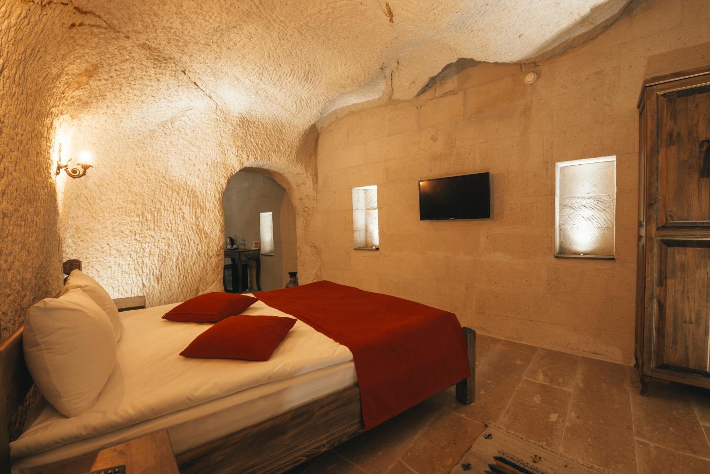 Deluxe King Room photo 3