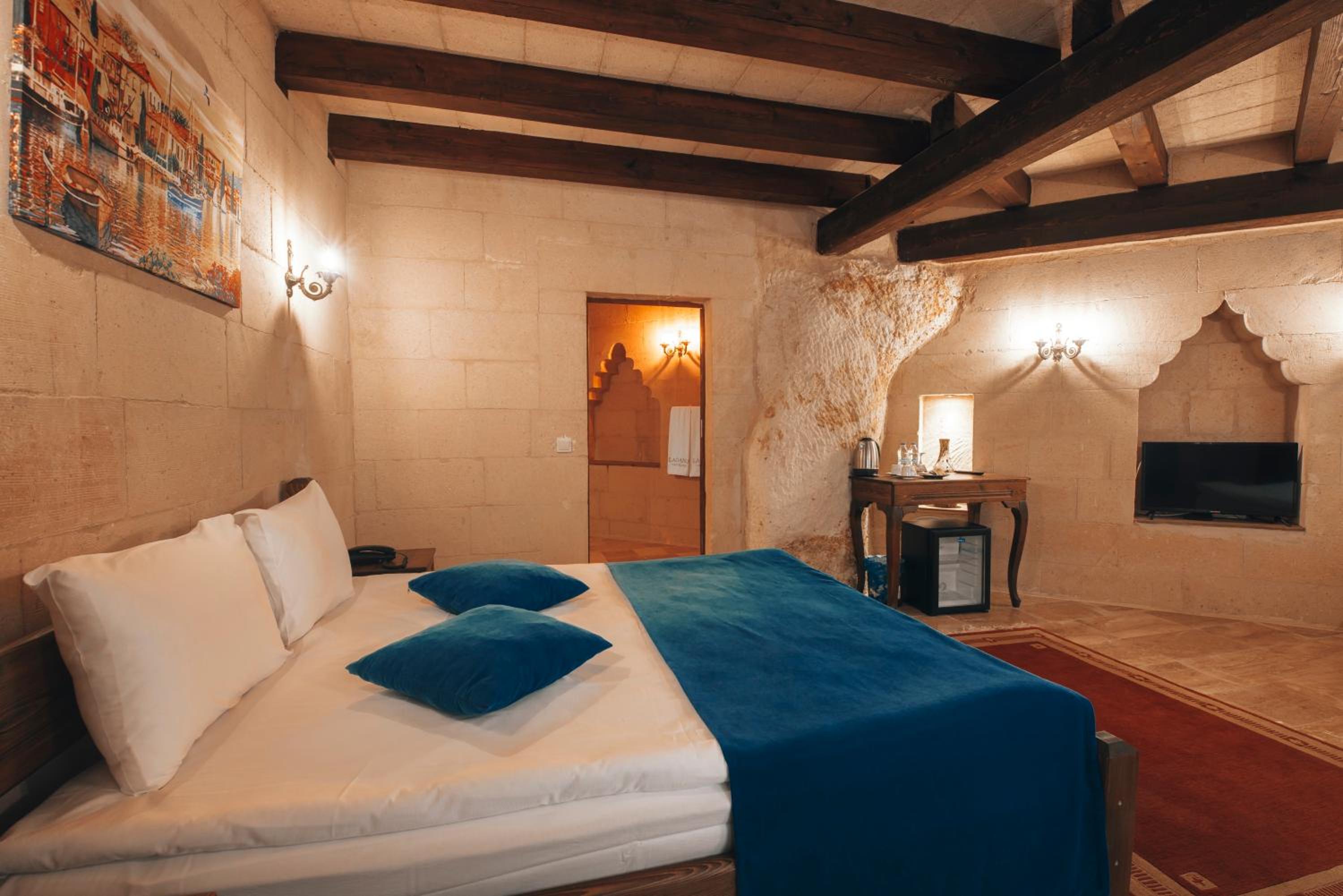 Double or Twin Room photo 1