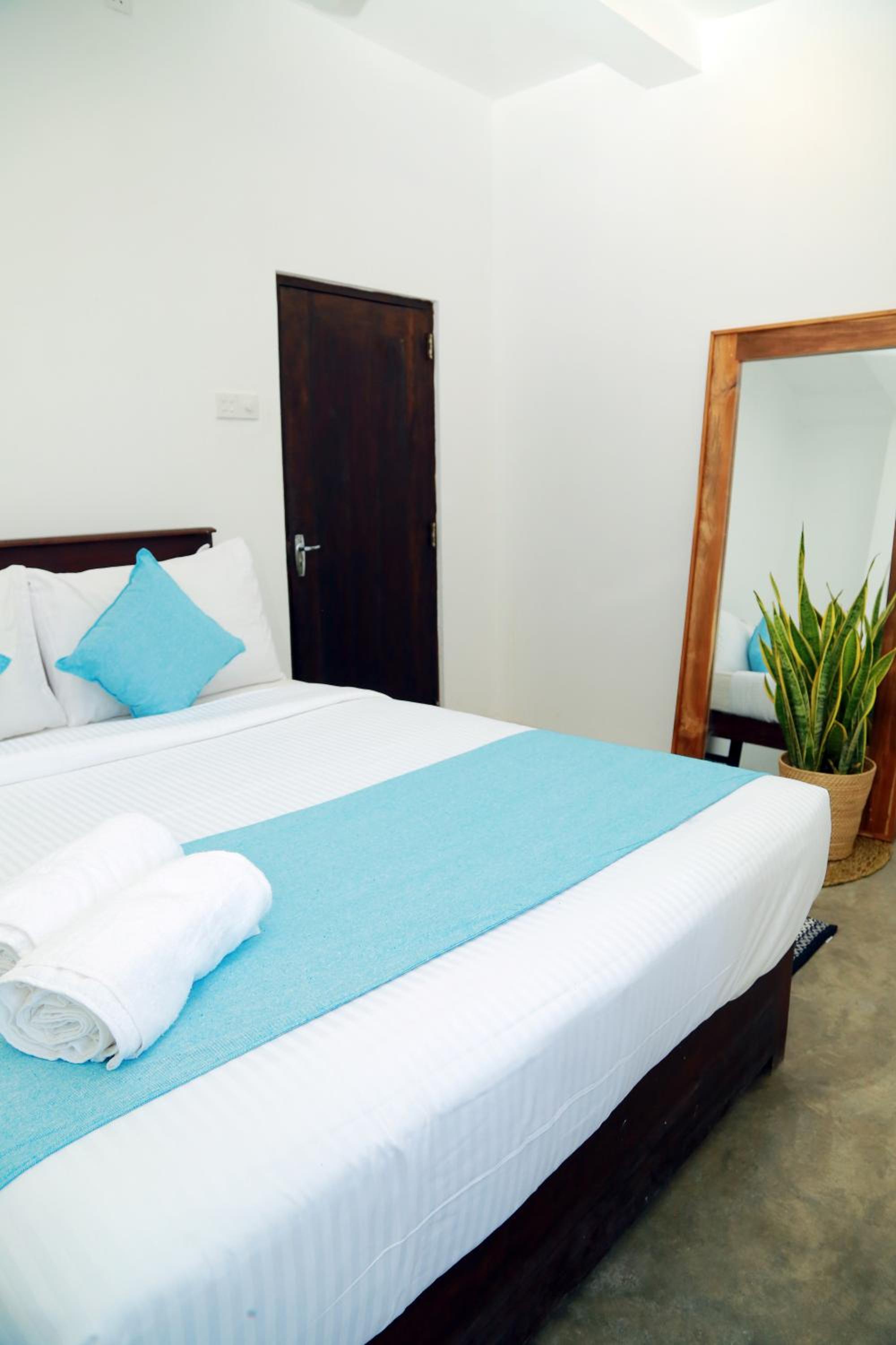 Budget Double Room photo 2