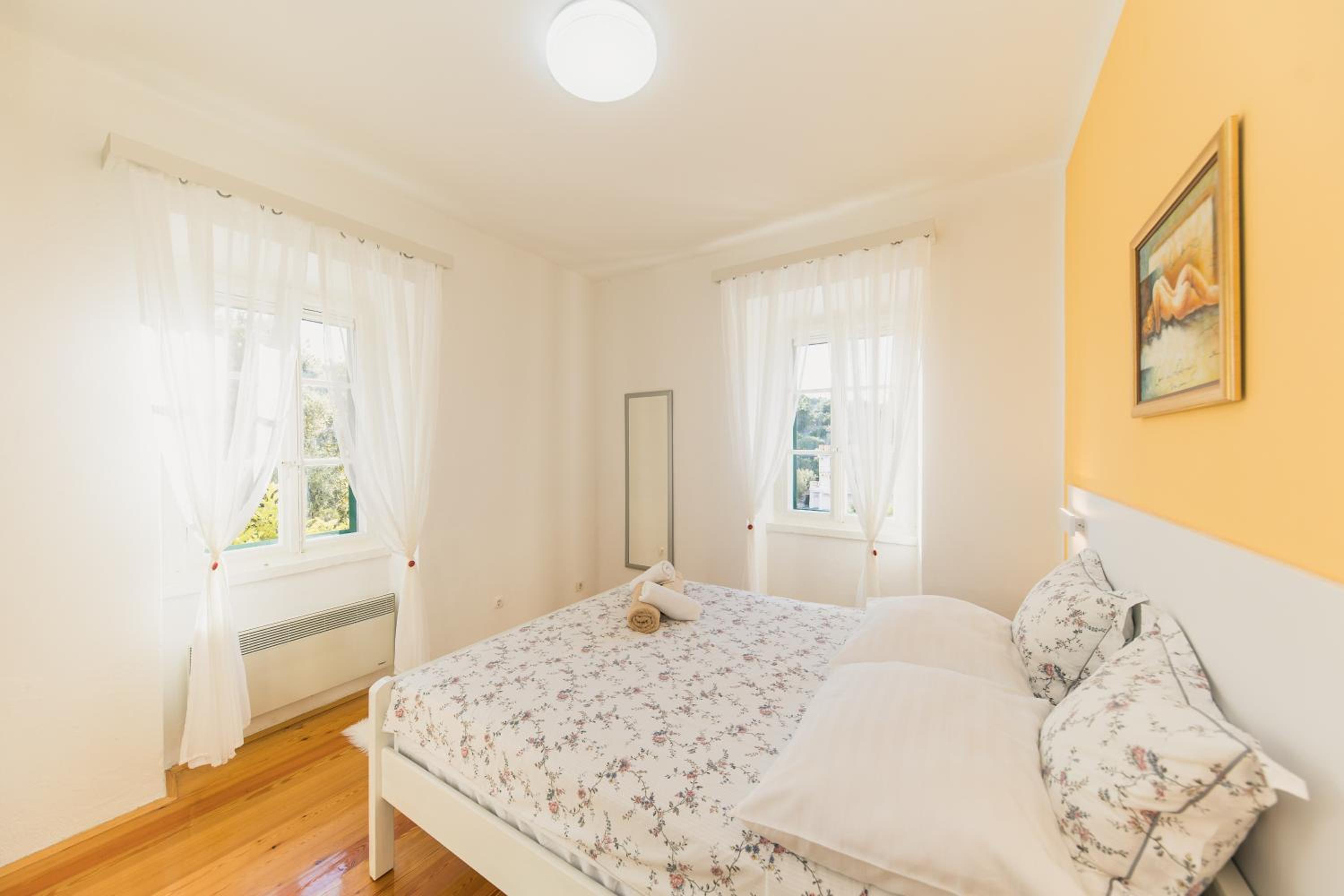 Three-Bedroom Villa photo 1