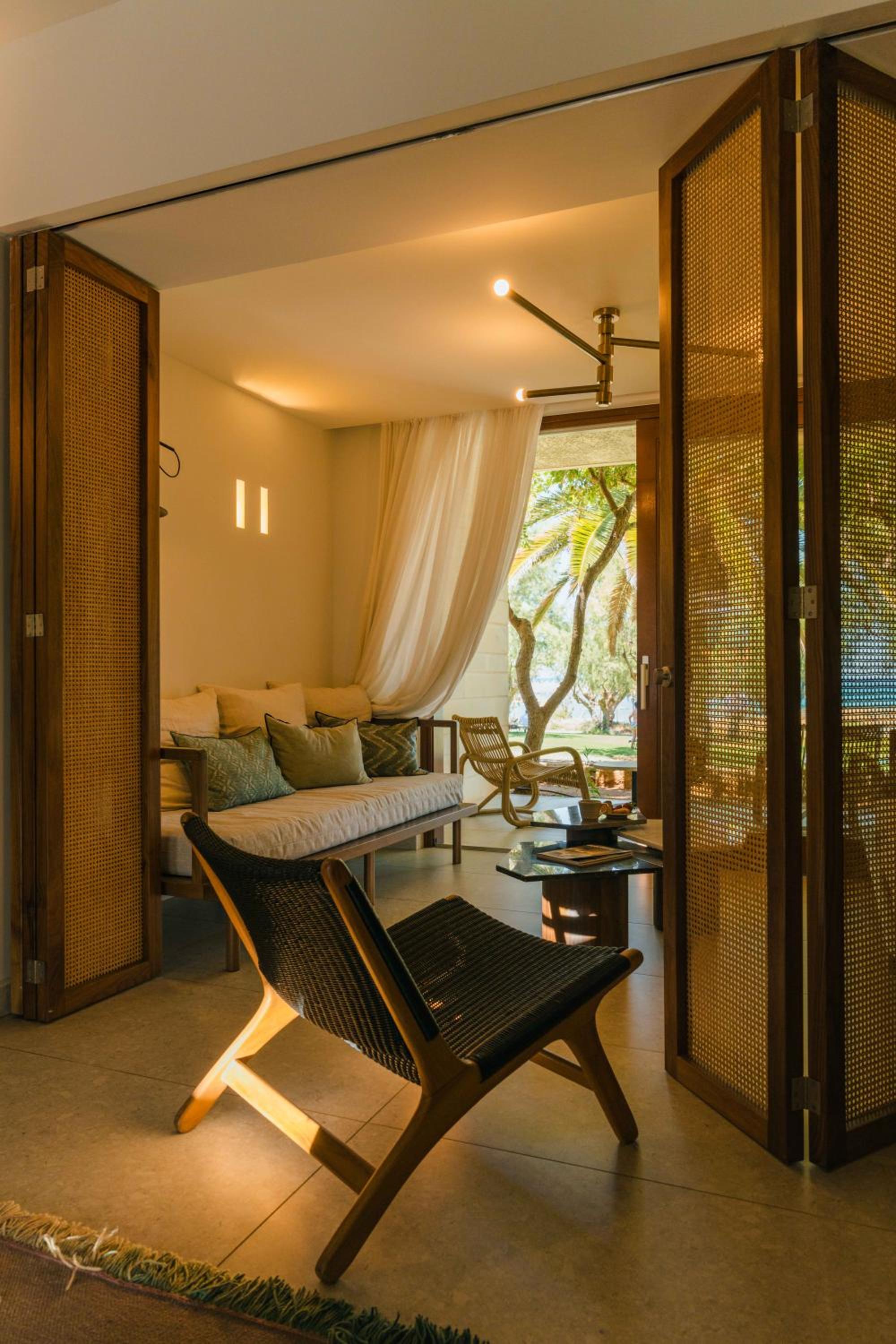 Junior Suite (Sea Front) thumbnail 6