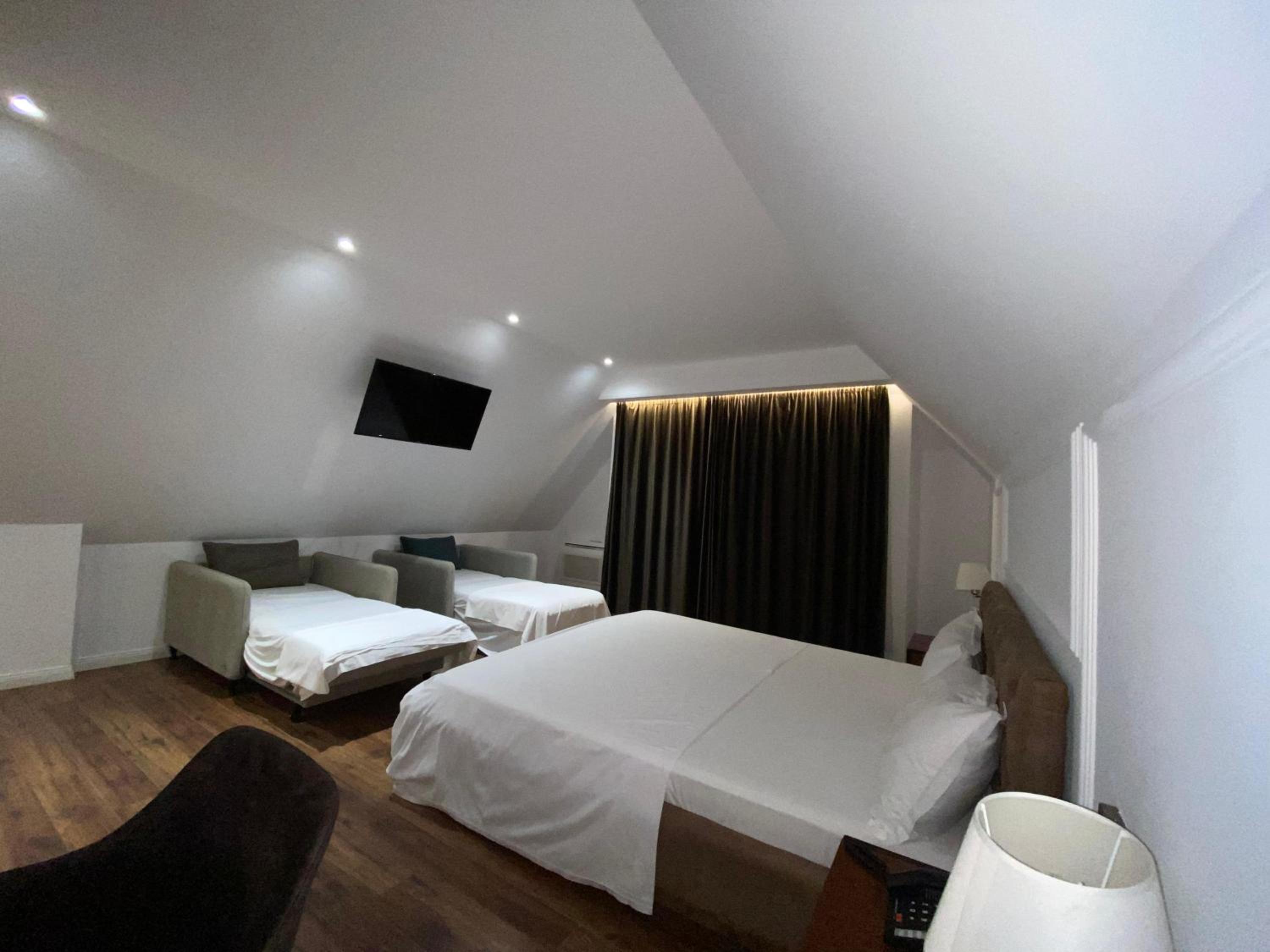 Double Room with Extra Bed