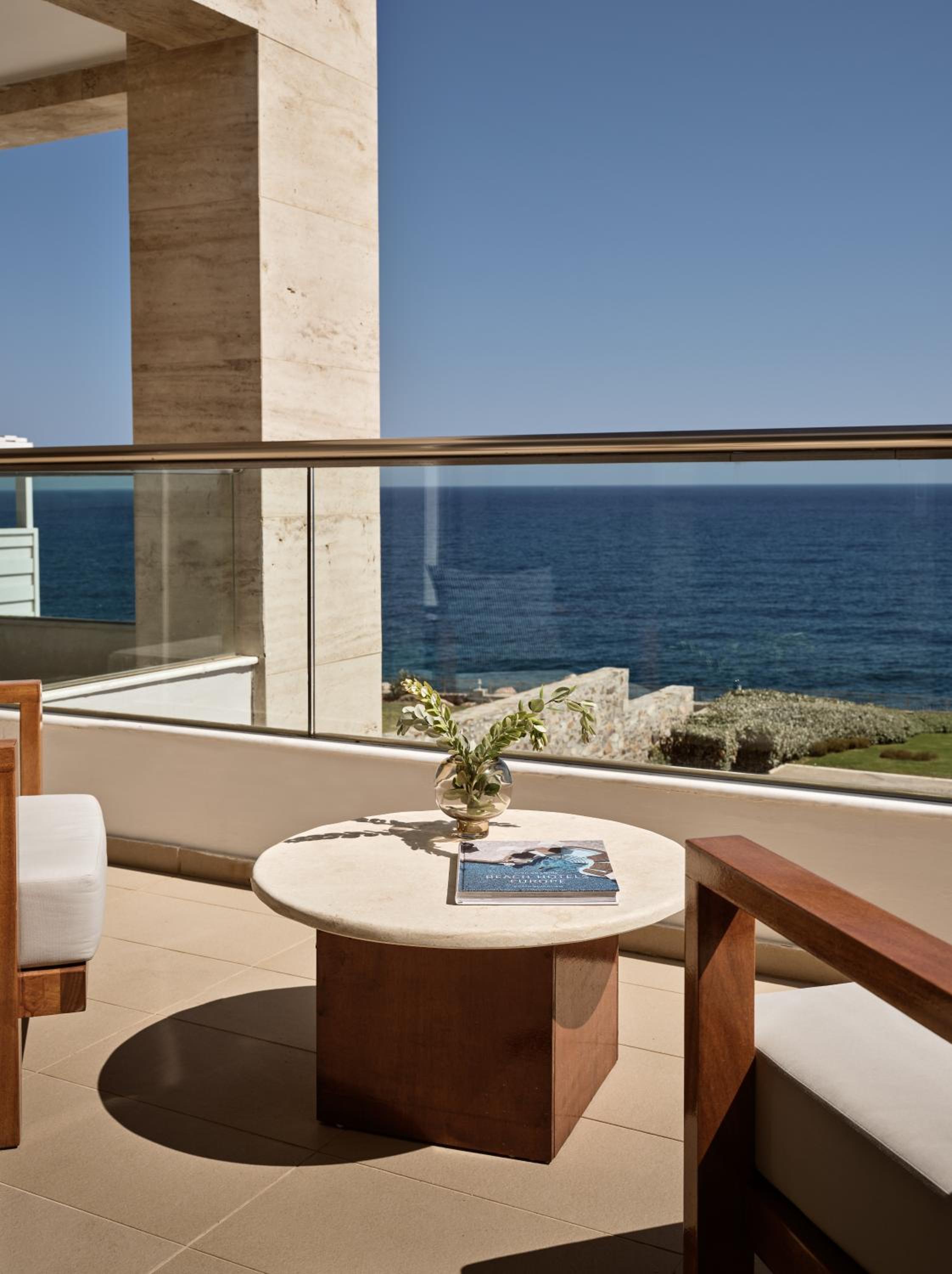 Royal Superior Suite Sea Front with Jacuzzi
