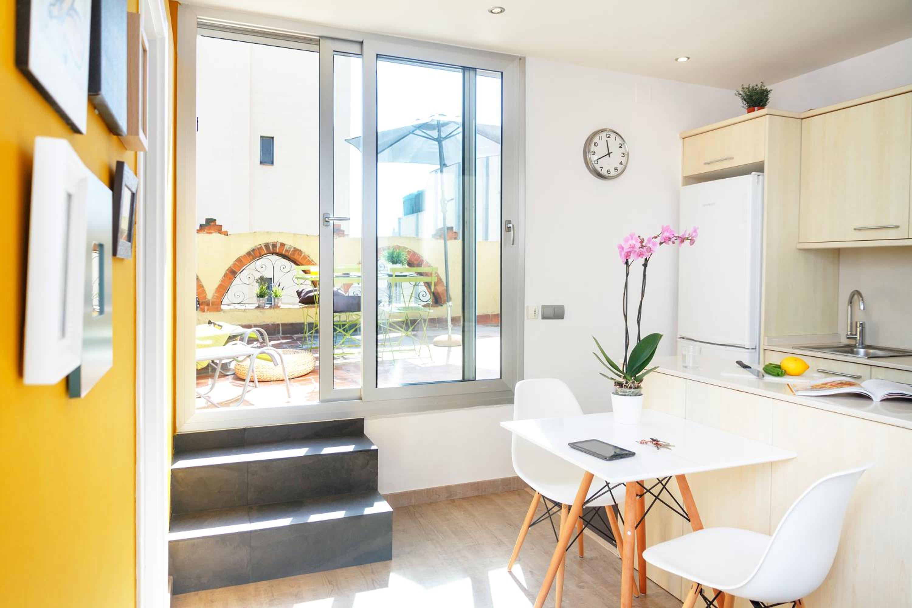 Studio with Private Terrace - Vila i Vila Street (2 Adults) photo 2