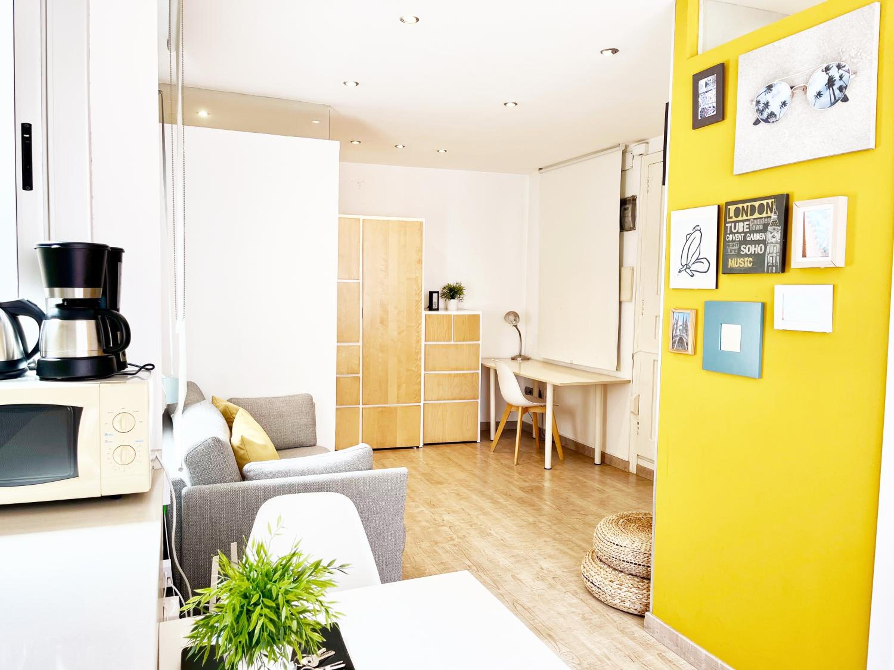 Studio with Private Terrace - Vila i Vila Street (2 Adults) photo 2