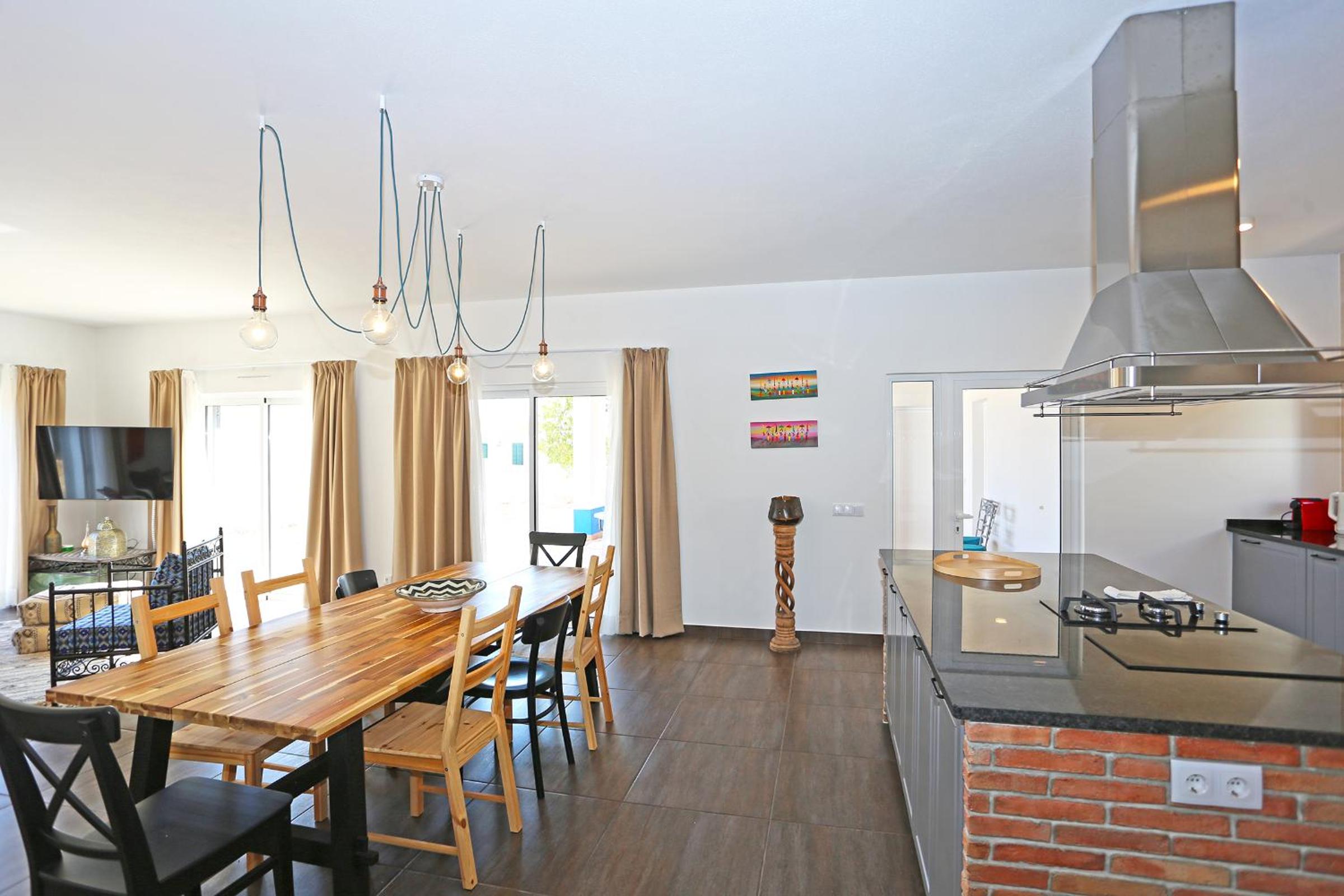 Three-Bedroom Villa photo 3