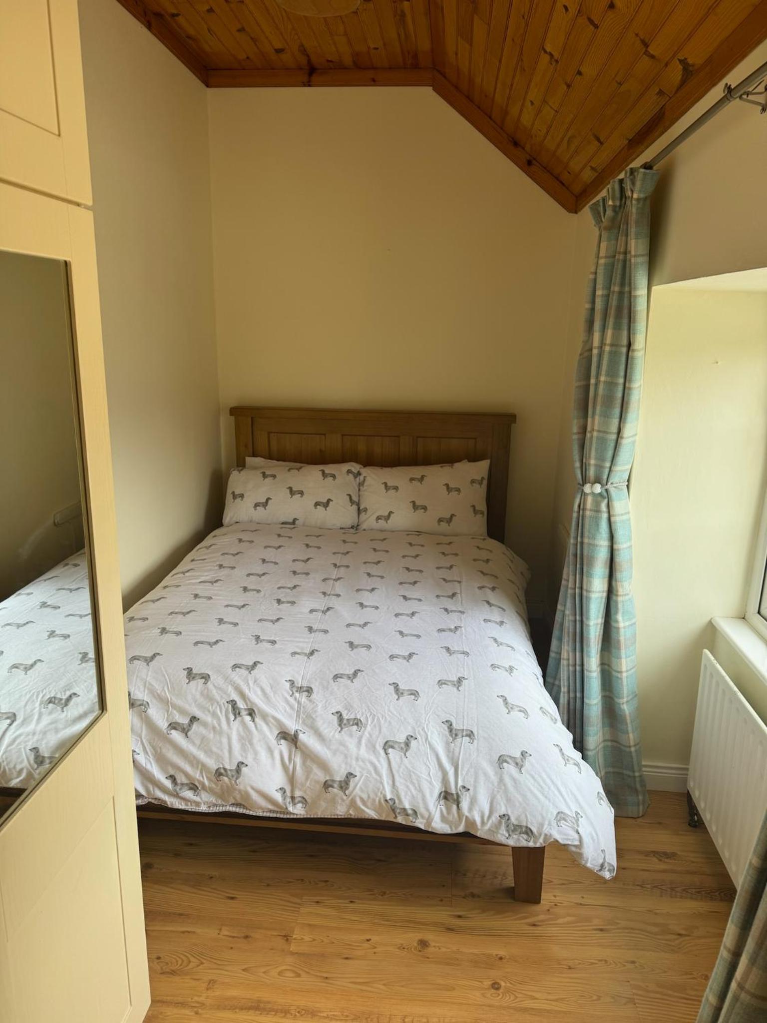 Four-Bedroom House photo 1