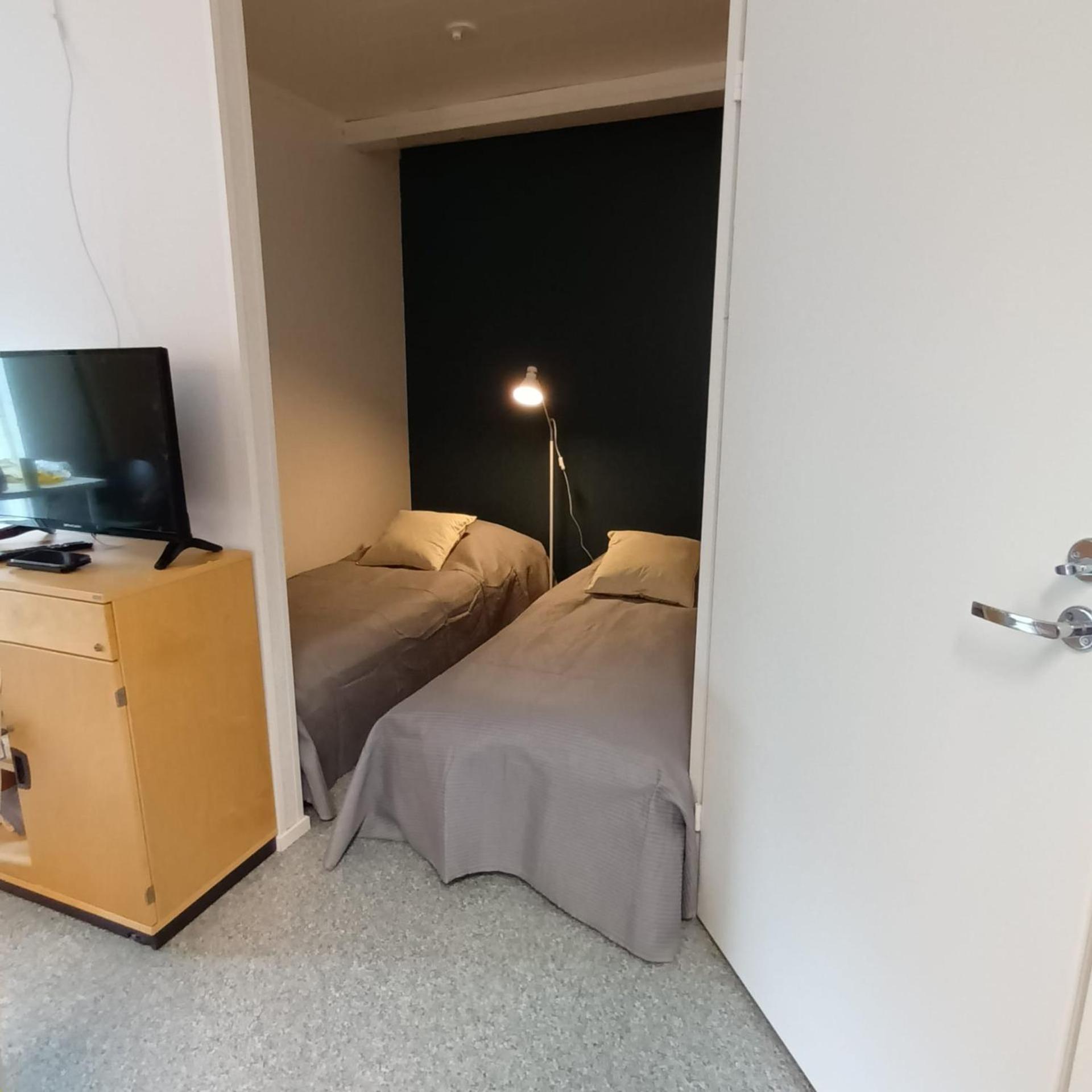 One-Bedroom Apartment photo 3