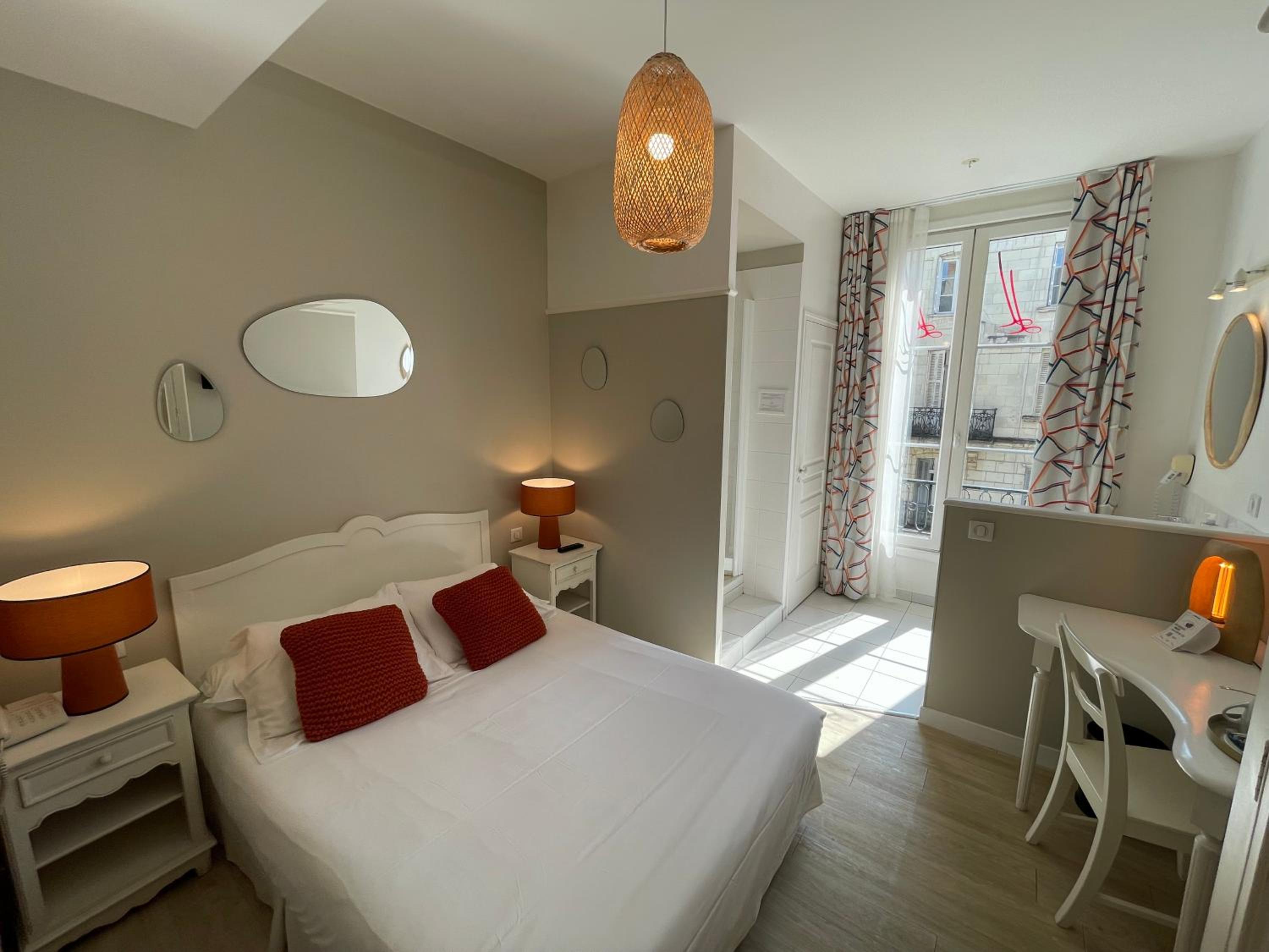 Standard Double Room photo 3