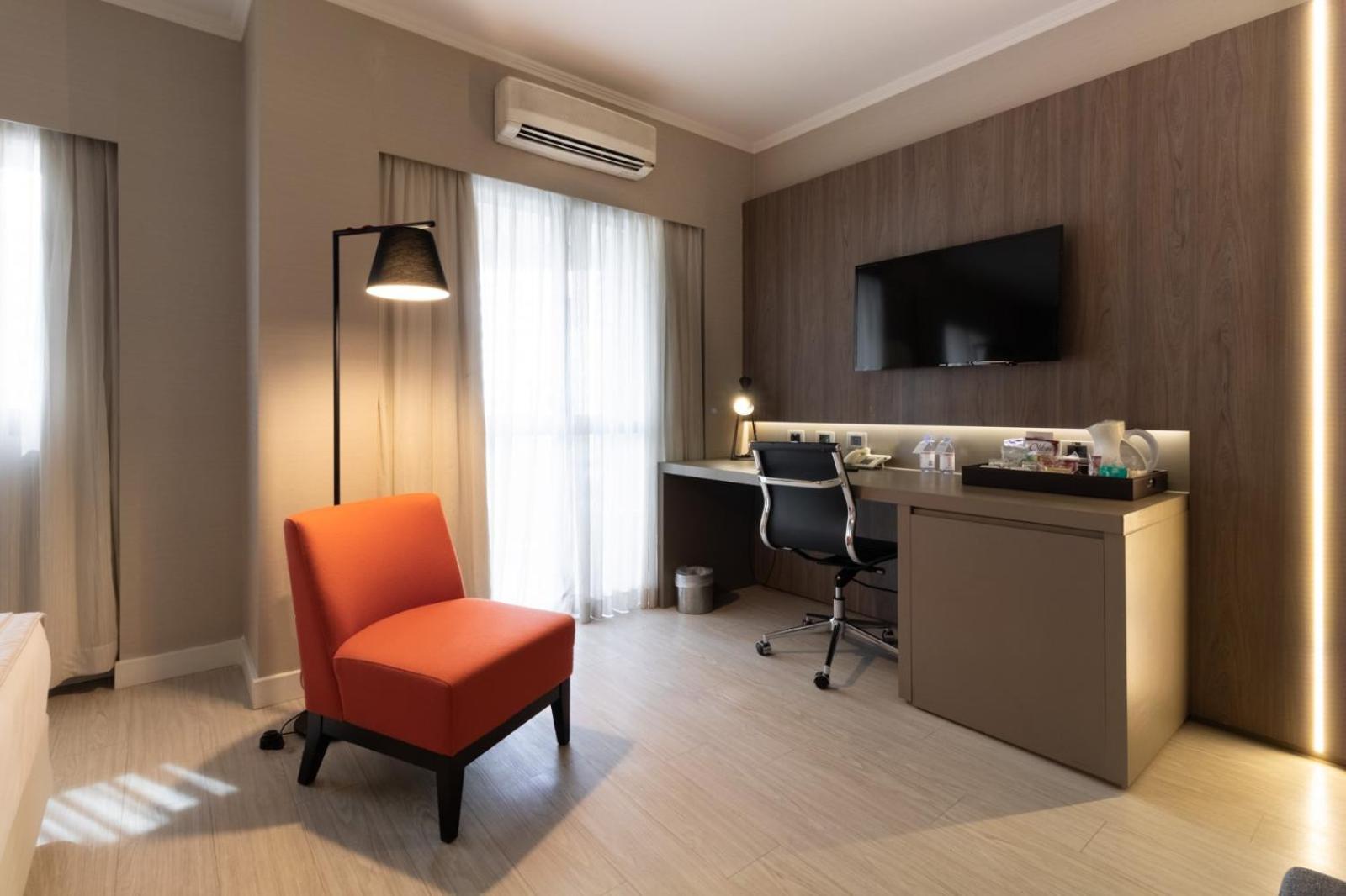 Deluxe Double or Twin Room