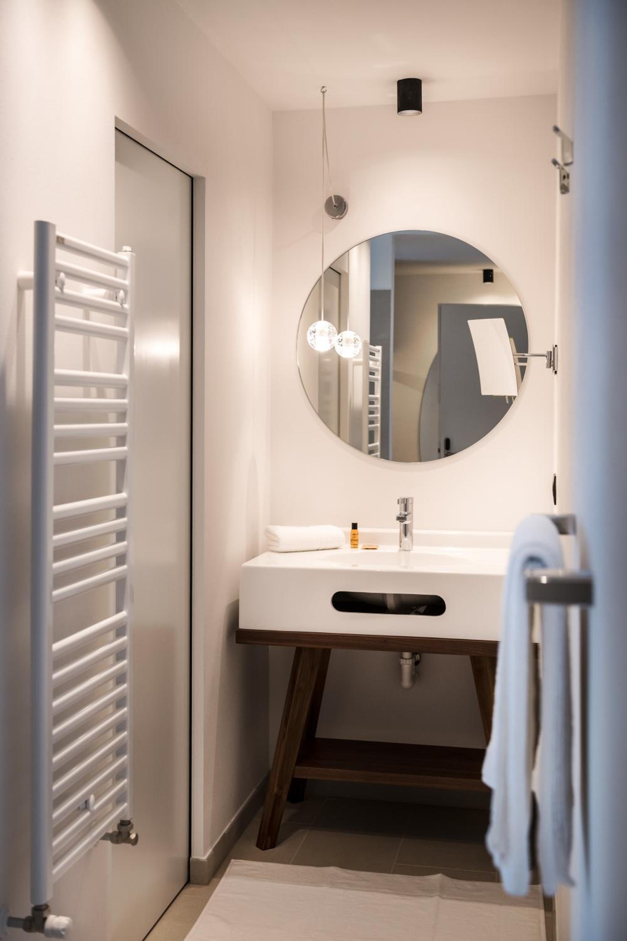 Deluxe Single Room with Balcony photo 3